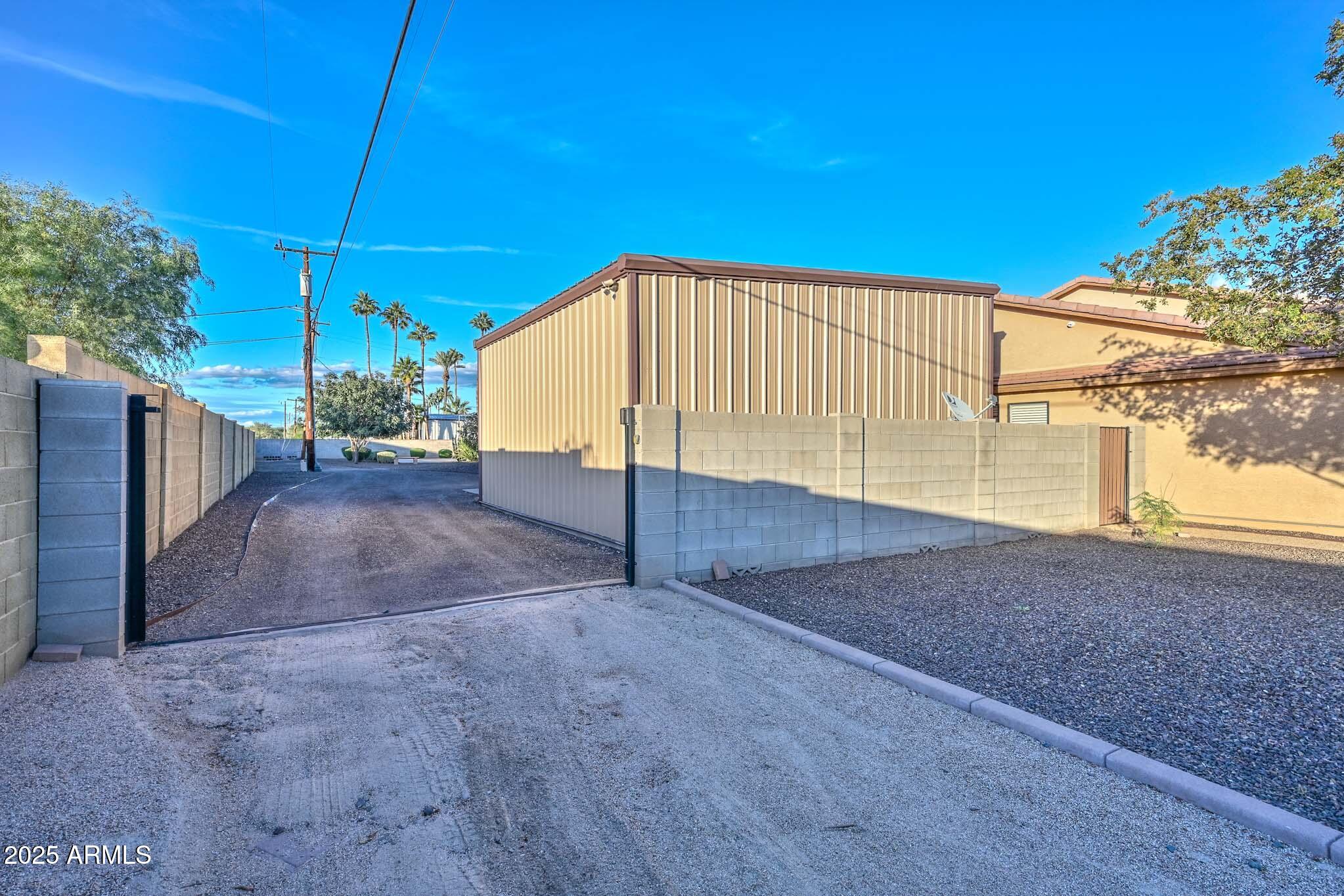 Phoenix, Arizona, 85032, United States, 5 Bedrooms Bedrooms, ,4 BathroomsBathrooms,Residential,Active,1993957