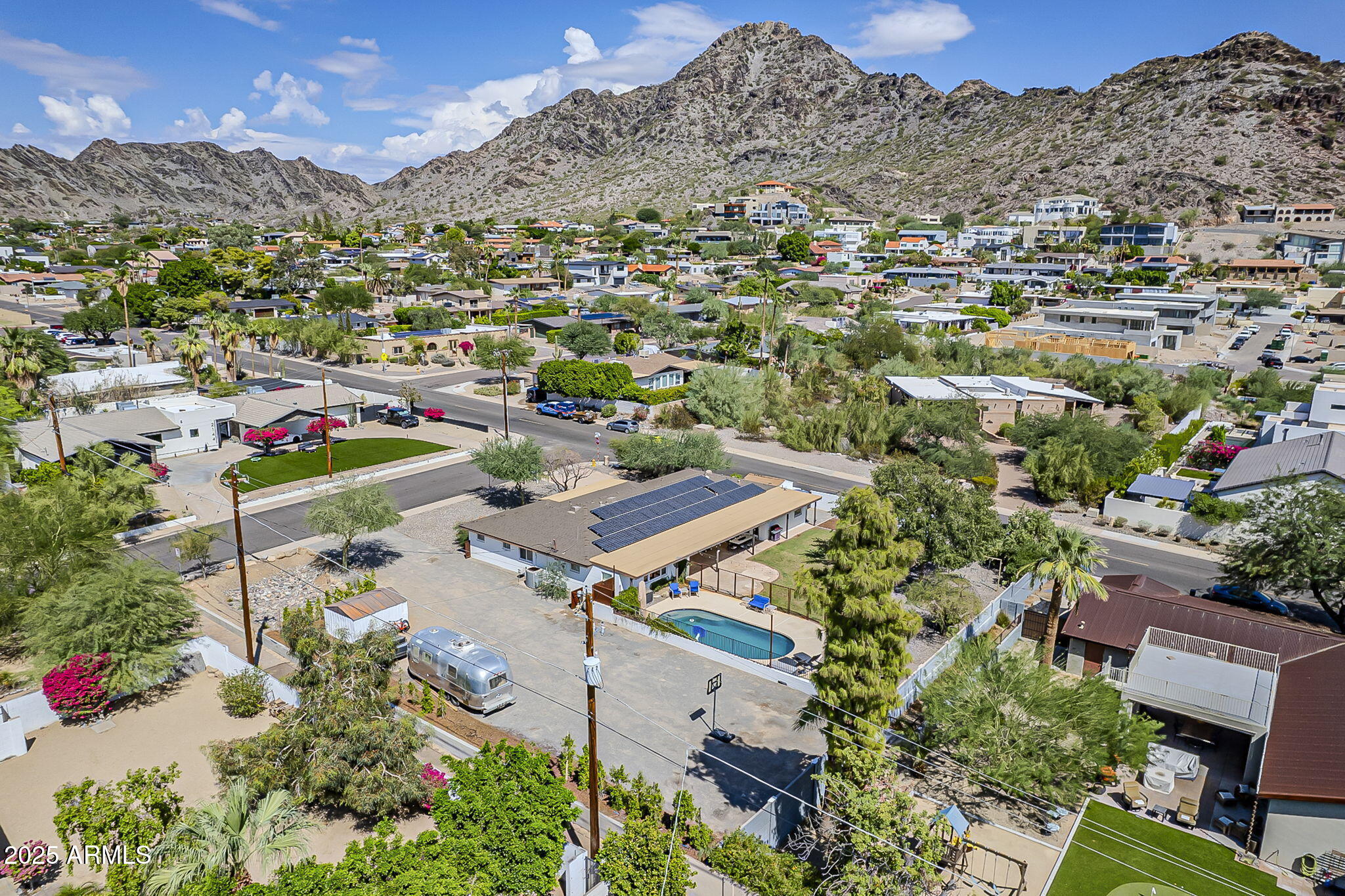 Phoenix, Arizona, 85020, United States, 4 Bedrooms Bedrooms, ,4 BathroomsBathrooms,Residential,Active,1946320