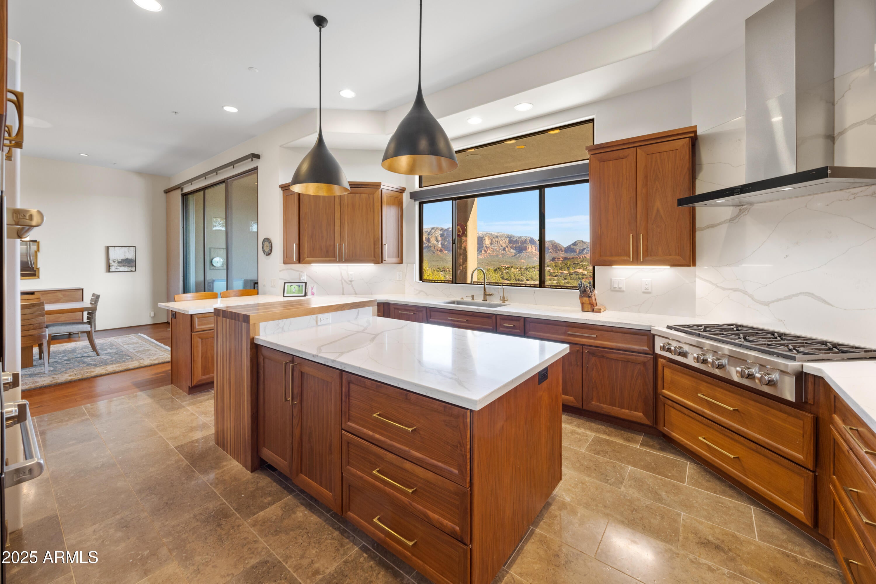 Sedona, Arizona, 86336, United States, 3 Bedrooms Bedrooms, ,4 BathroomsBathrooms,Residential,Active,1971787