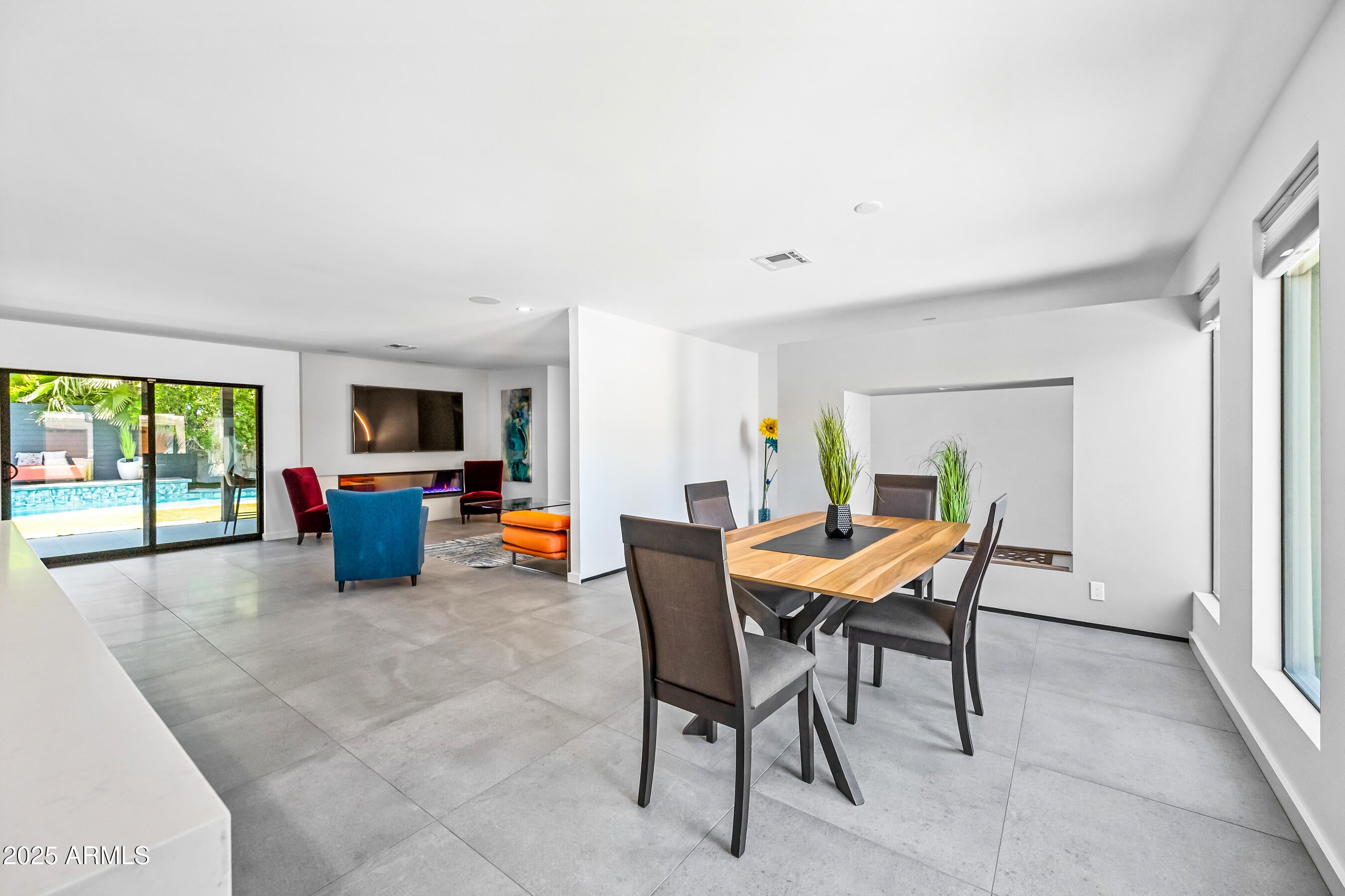 Scottsdale, Arizona, 85254, United States, 4 Bedrooms Bedrooms, ,2 BathroomsBathrooms,Residential,Active,1894530