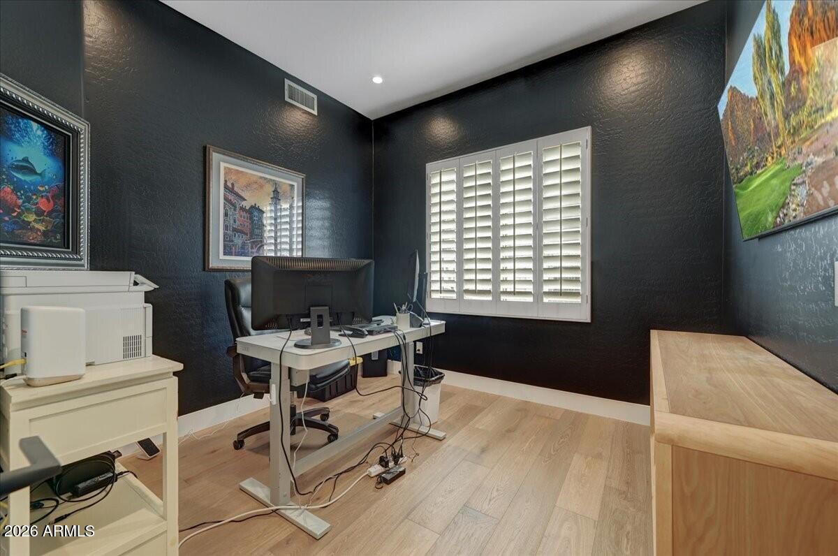 Scottsdale, Arizona, 85260, United States, 2 Bedrooms Bedrooms, ,3 BathroomsBathrooms,Residential,Active,2017108