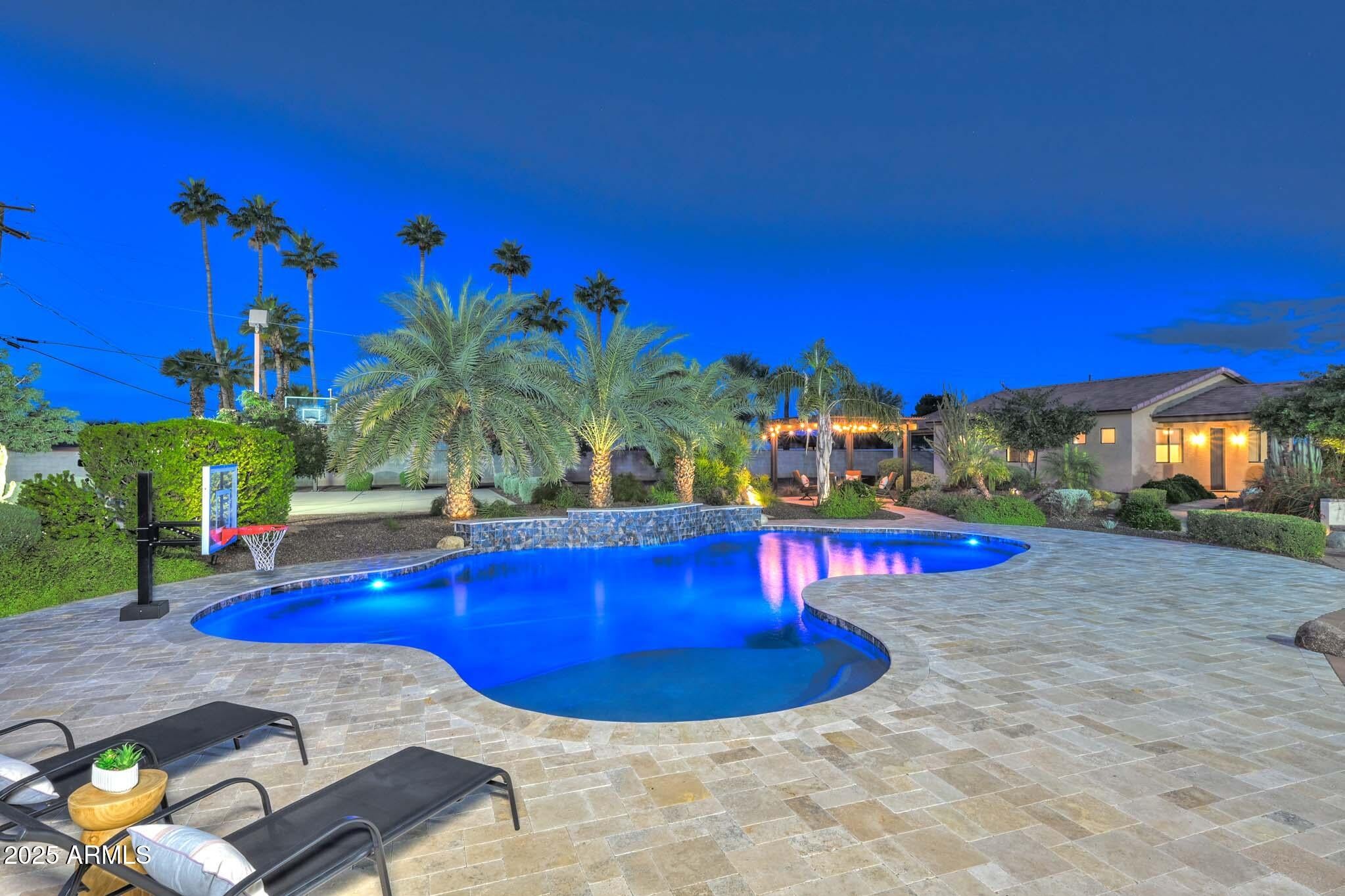 Phoenix, Arizona, 85032, United States, 5 Bedrooms Bedrooms, ,4 BathroomsBathrooms,Residential,Active,1993957