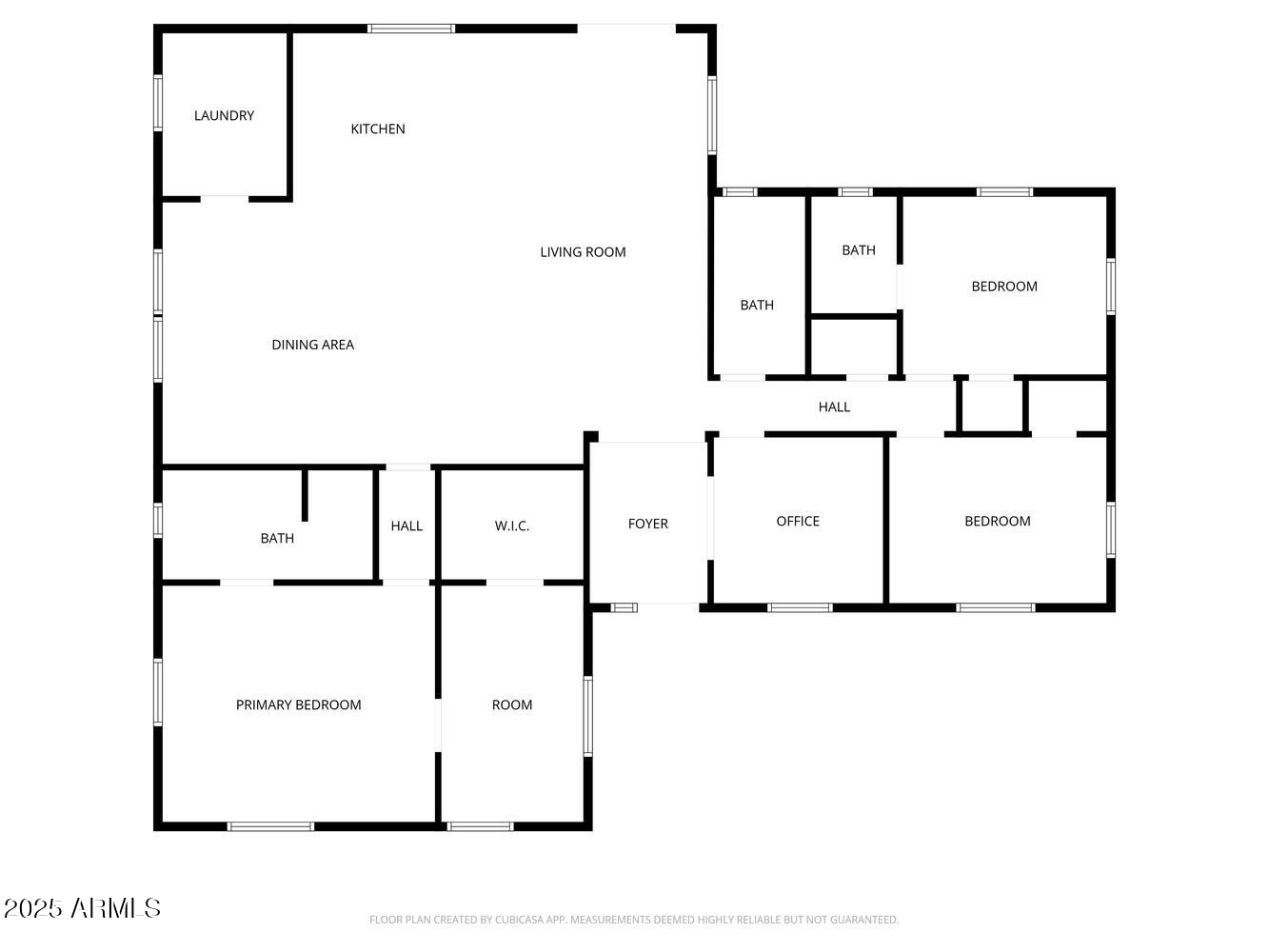 Phoenix, Arizona, 85018, United States, 4 Bedrooms Bedrooms, ,3 BathroomsBathrooms,Residential,Active,1990035