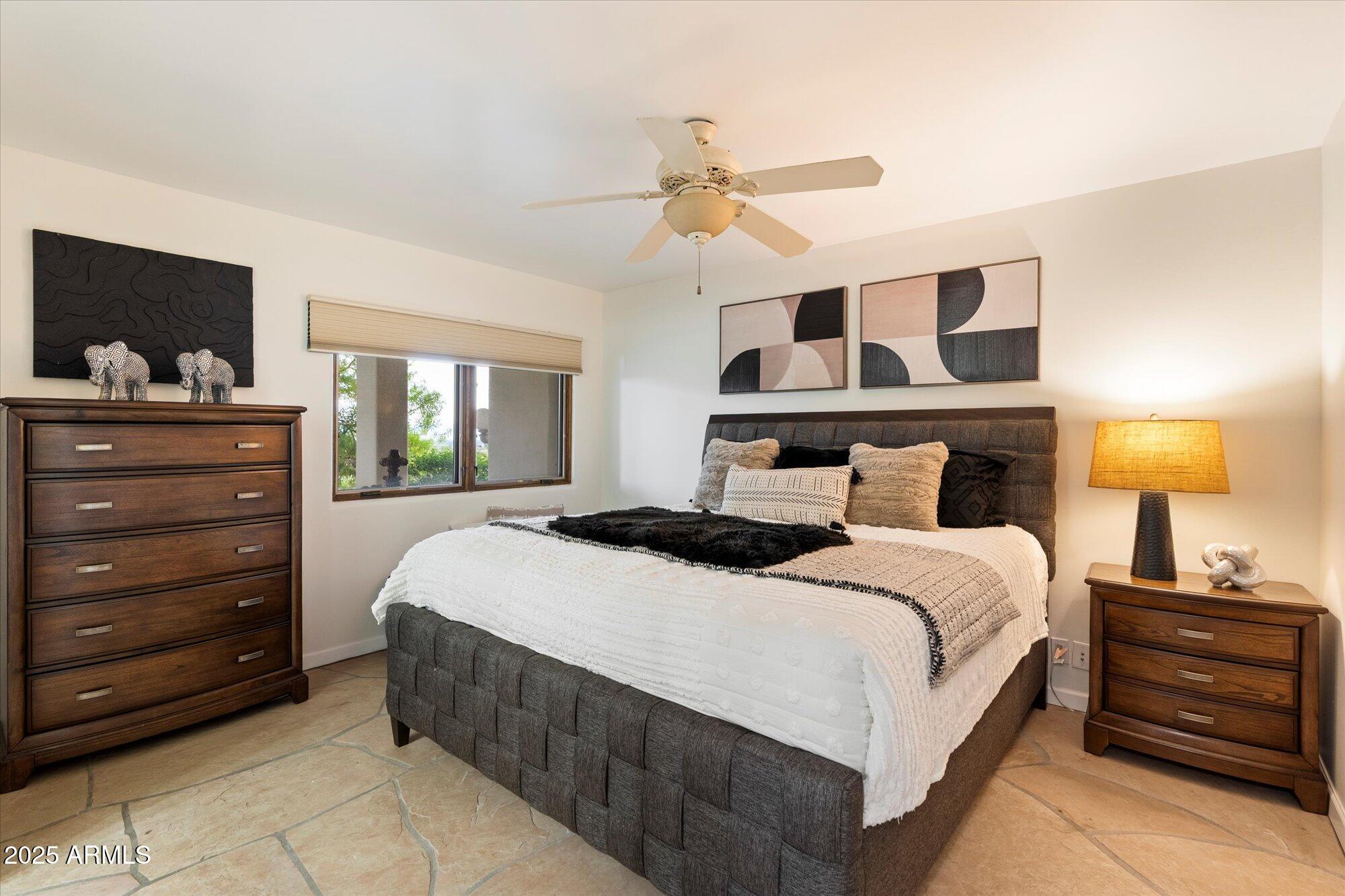 Paradise Valley, Arizona, 85253, United States, 6 Bedrooms Bedrooms, ,7 BathroomsBathrooms,Residential,Active,1946519