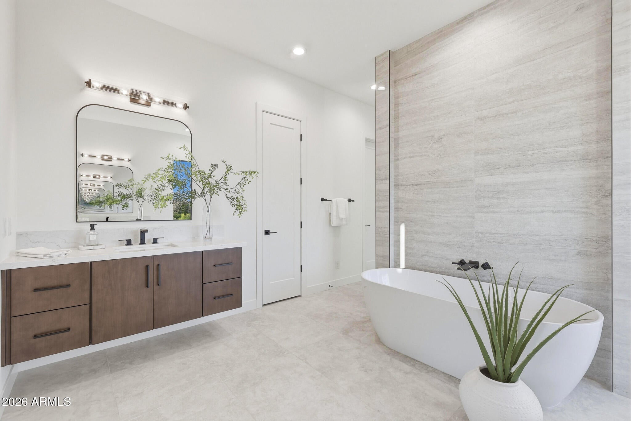 Phoenix, Arizona, 85086, United States, 4 Bedrooms Bedrooms, ,5 BathroomsBathrooms,Residential,Active,2028247