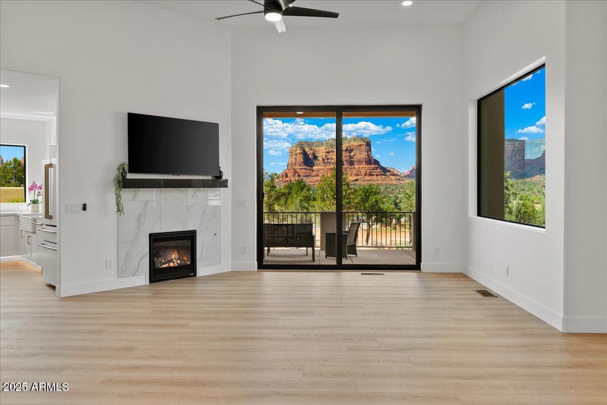 Sedona, Arizona, 86351, United States, 5 Bedrooms Bedrooms, ,6 BathroomsBathrooms,Residential,Active,1944107