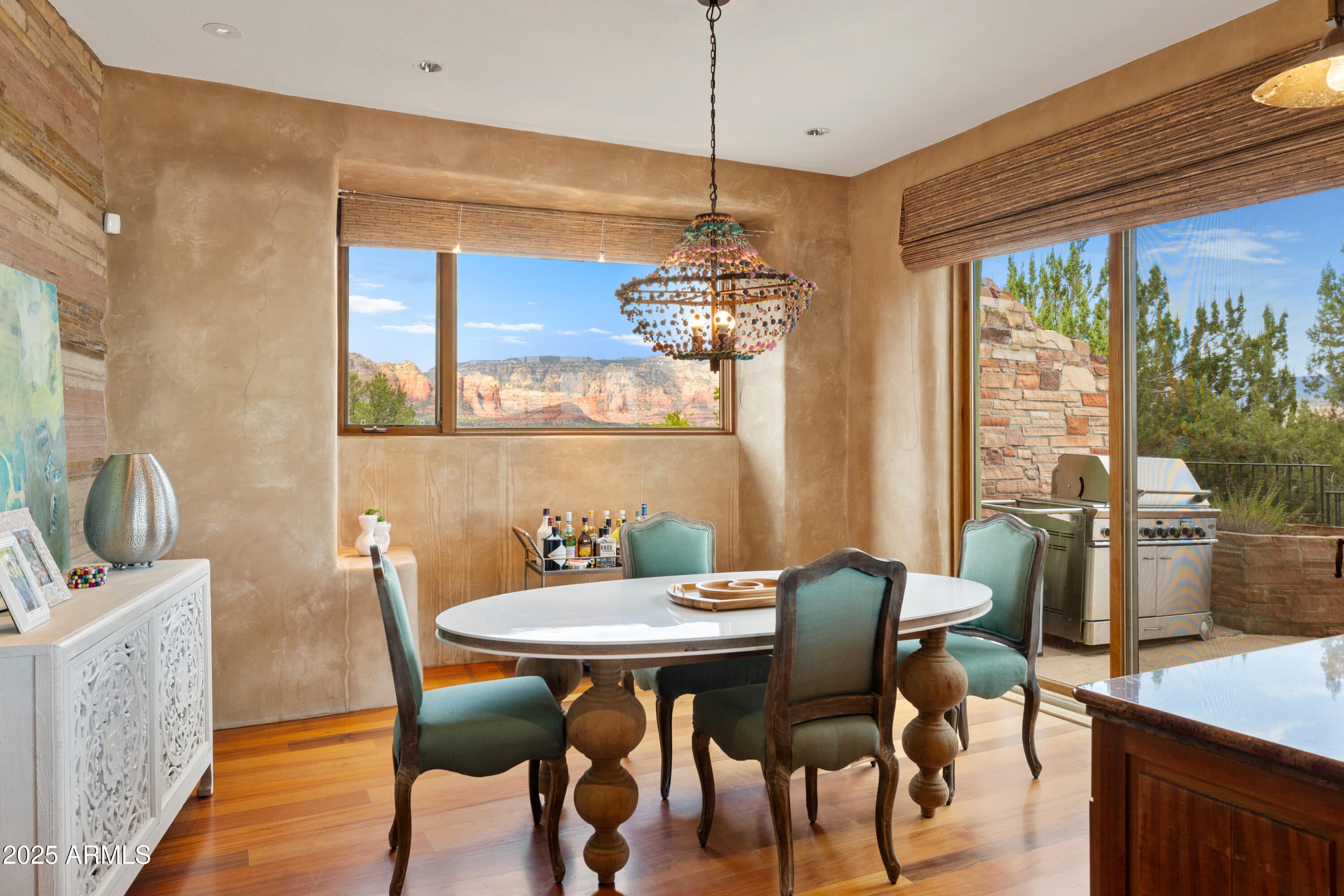 Sedona, Arizona, 86336, United States, 3 Bedrooms Bedrooms, ,6 BathroomsBathrooms,Residential,Active,1944279