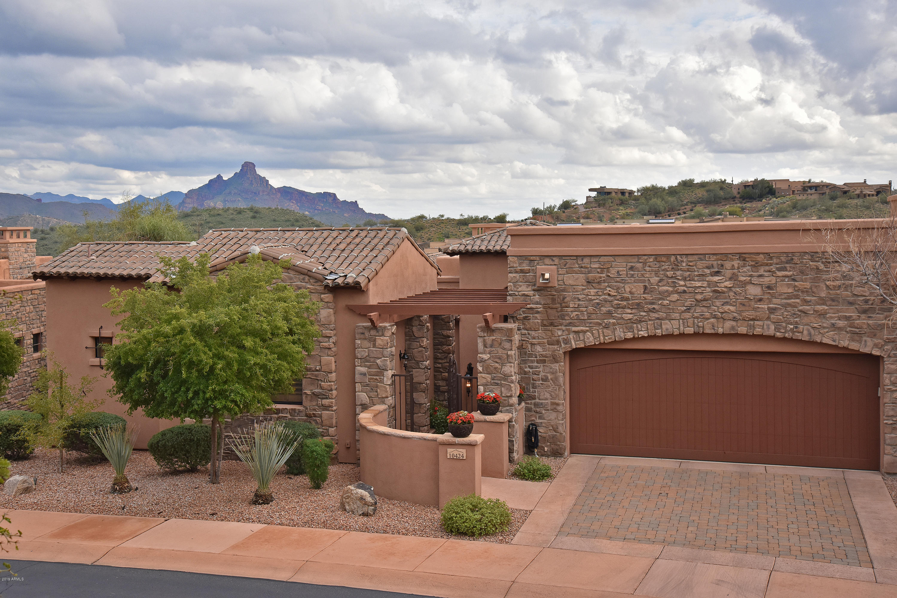 Fountain Hills, Arizona, 85268, United States, 3 Bedrooms Bedrooms, ,4 BathroomsBathrooms,Residential,Active,2009843