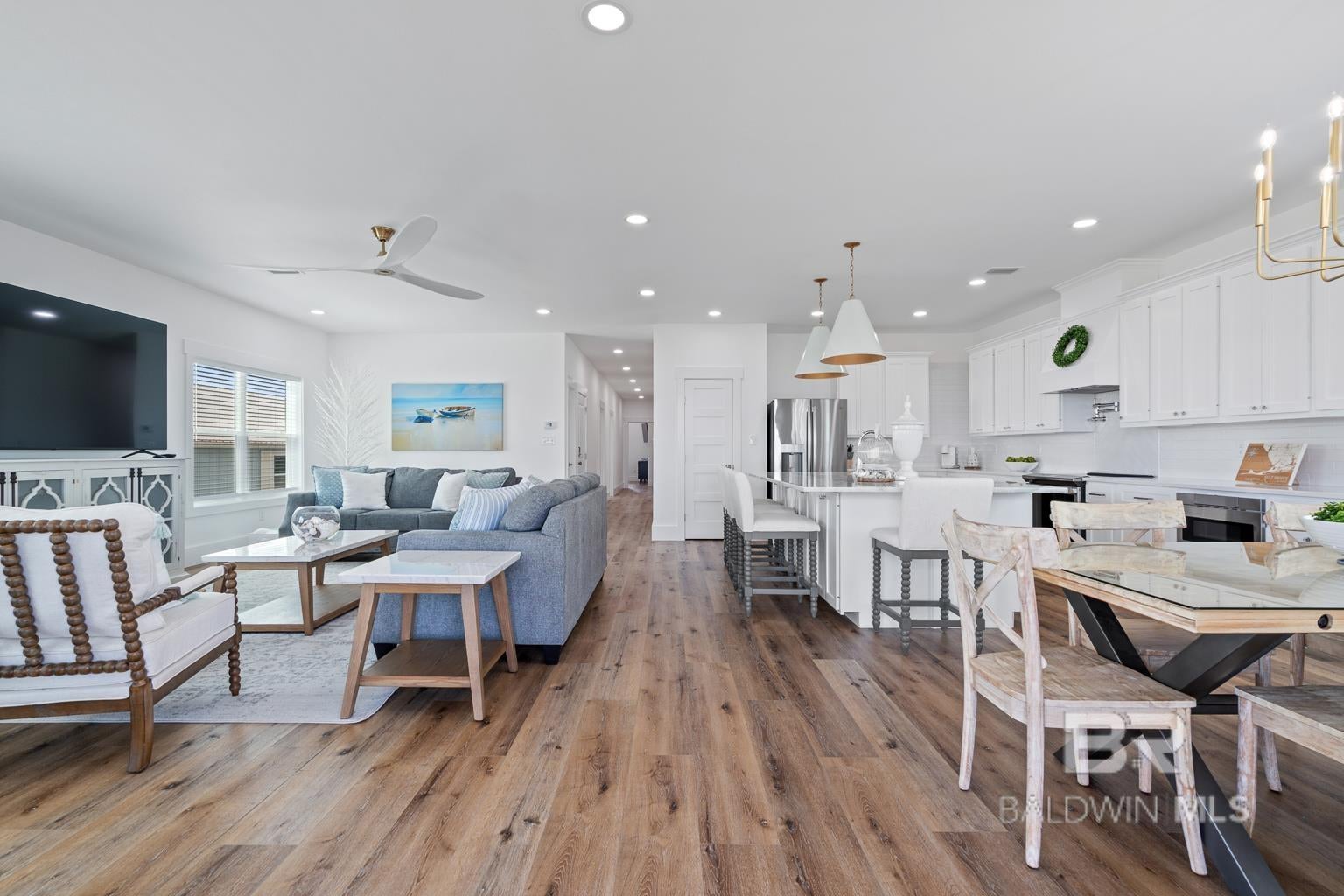 Gulf Shores, Alabama, 36542, United States, 6 Bedrooms Bedrooms, ,8 BathroomsBathrooms,Residential,Active,1907976