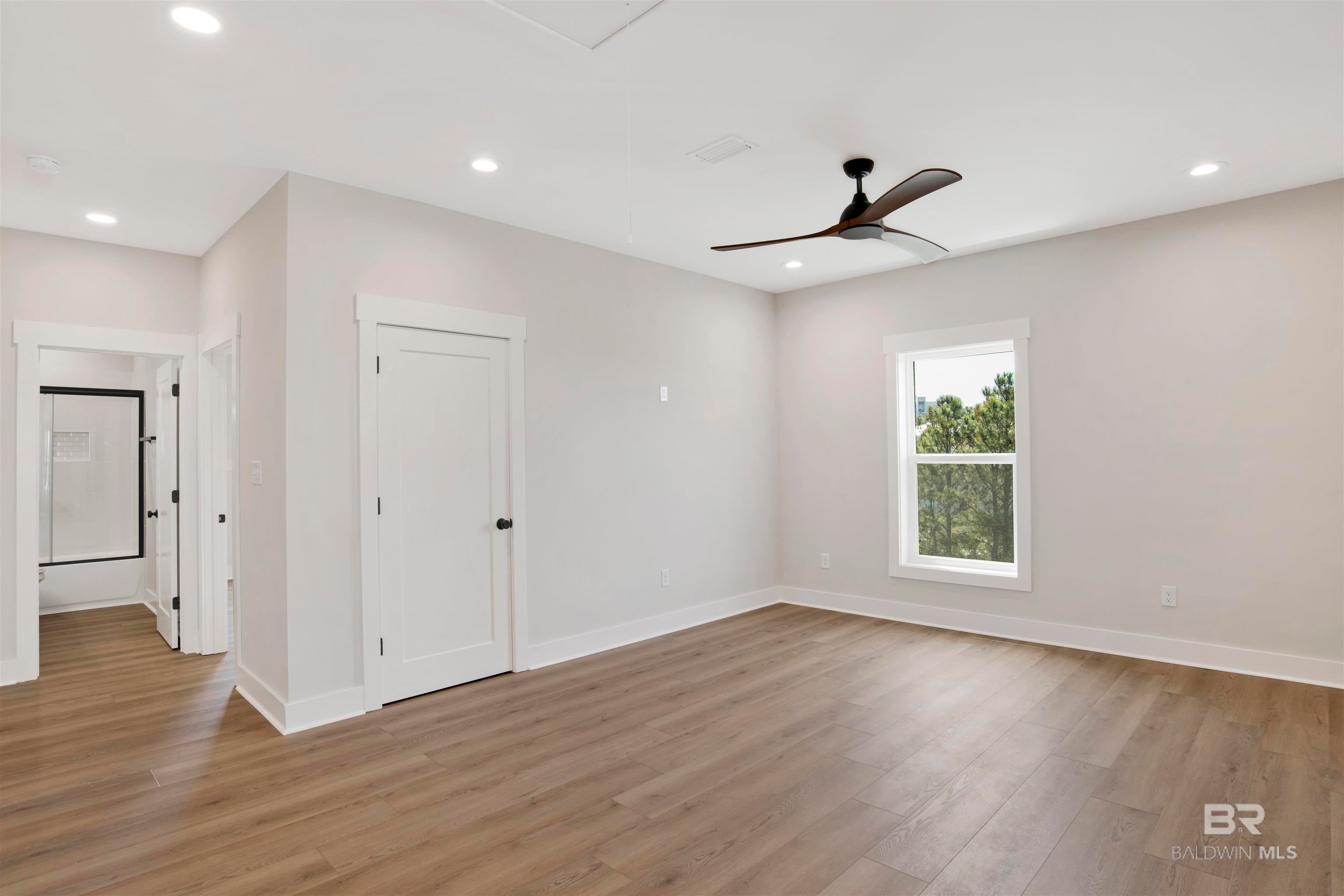 Gulf Shores, Alabama, 36542, United States, 4 Bedrooms Bedrooms, ,4 BathroomsBathrooms,Residential,Active,1954315