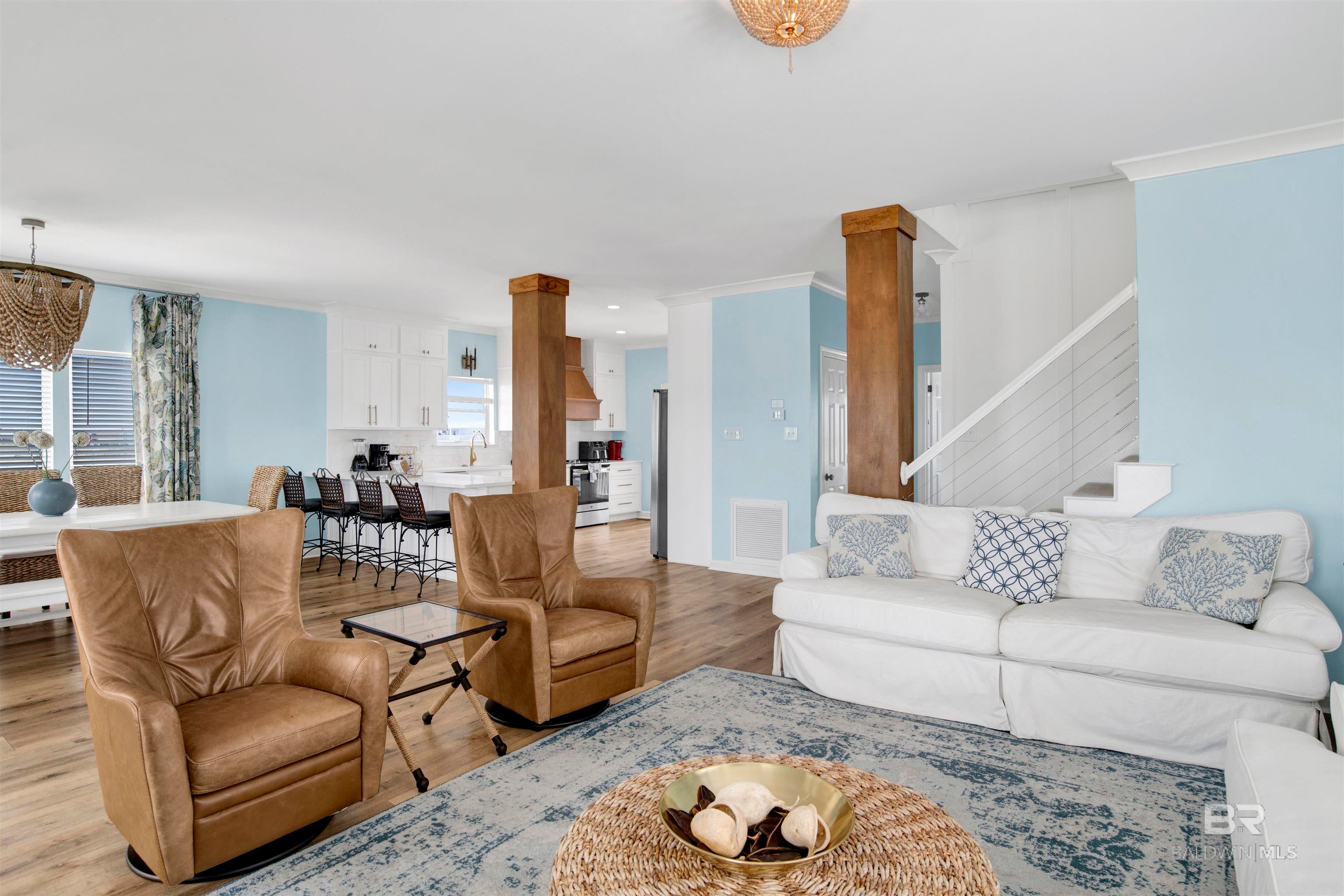 Gulf Shores, Alabama, 36542, United States, 4 Bedrooms Bedrooms, ,3 BathroomsBathrooms,Residential,Active,1952485