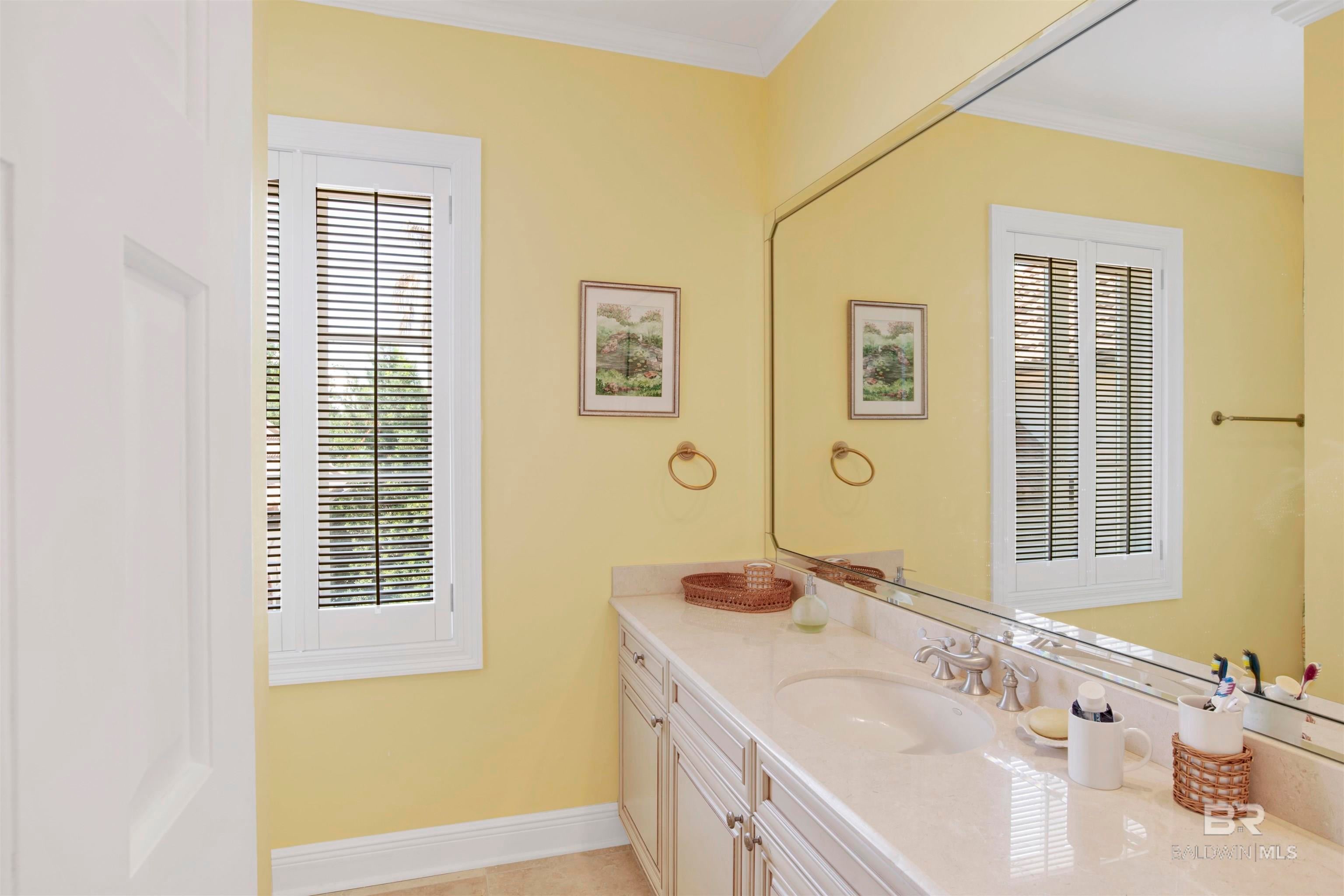 Orange Beach, Alabama, 36561, United States, ,5 BathroomsBathrooms,Residential,Active,1704819