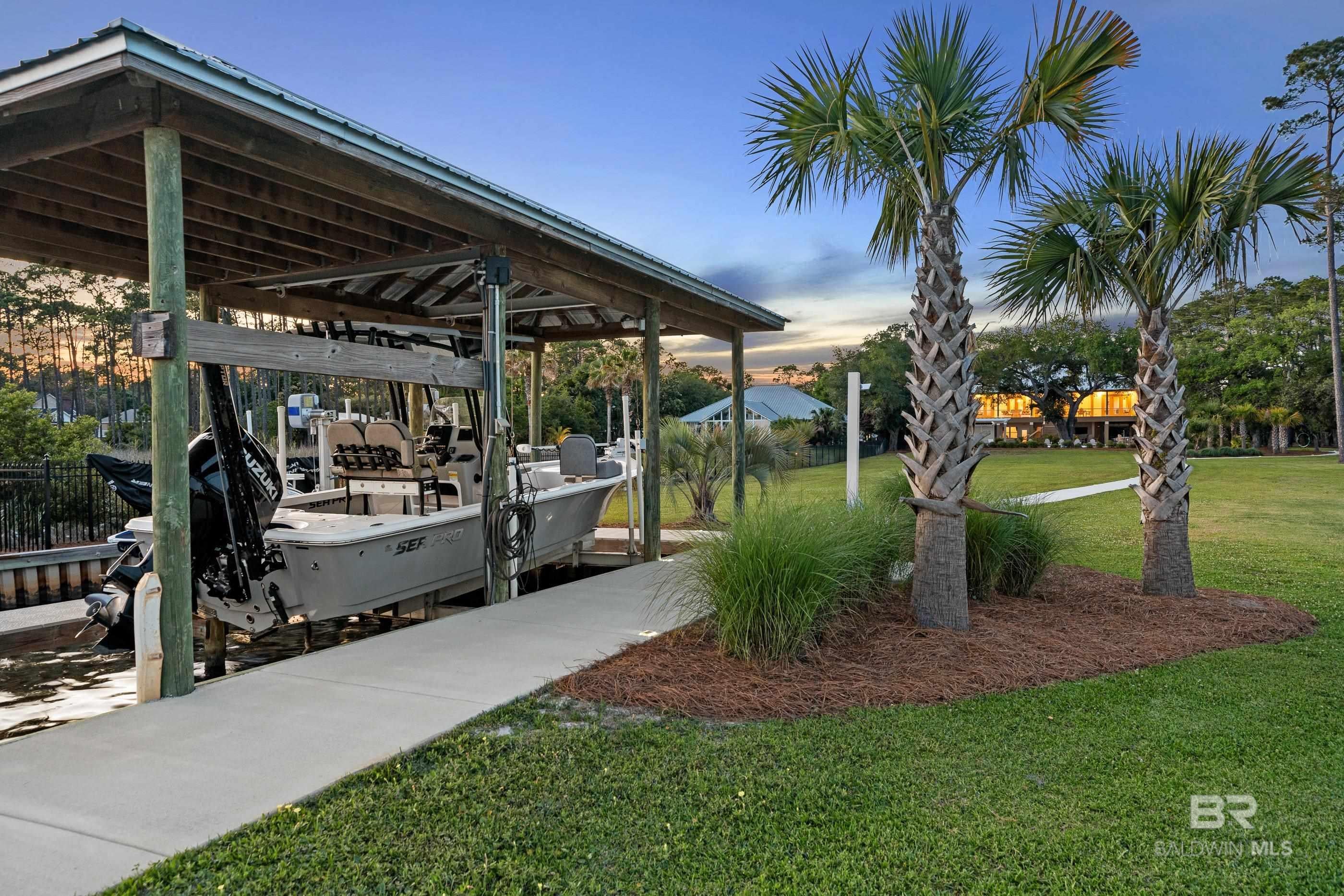 Gulf Shores, Alabama, 36542, United States, 6 Bedrooms Bedrooms, ,4 BathroomsBathrooms,Residential,Active,2044186