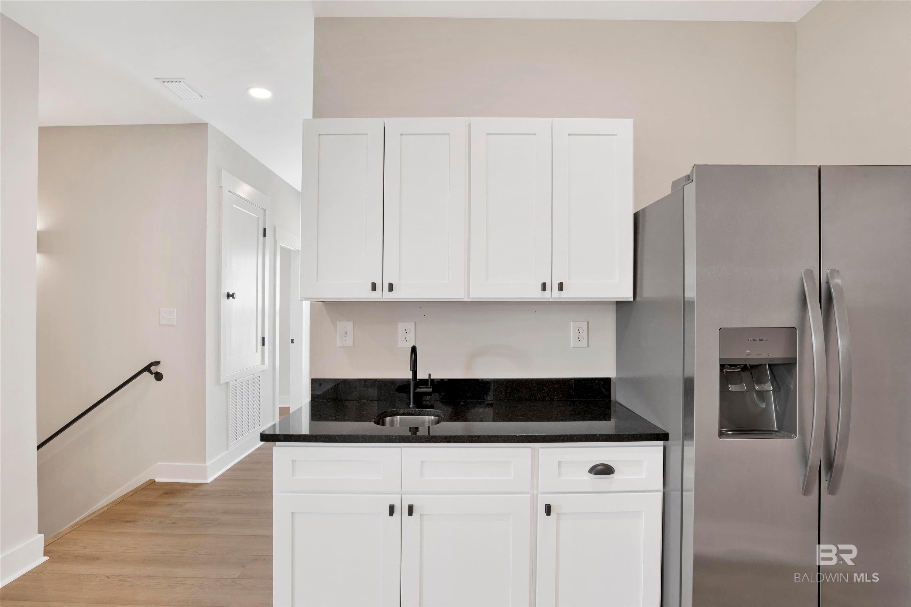 Gulf Shores, Alabama, 36542, United States, 4 Bedrooms Bedrooms, ,4 BathroomsBathrooms,Residential,Active,1954315