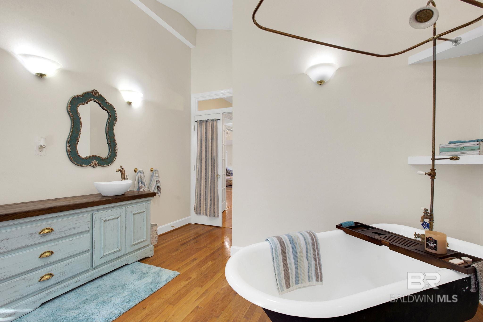 Orange Beach, Alabama, 36561, United States, 3 Bedrooms Bedrooms, ,4 BathroomsBathrooms,Residential,Active,1889028