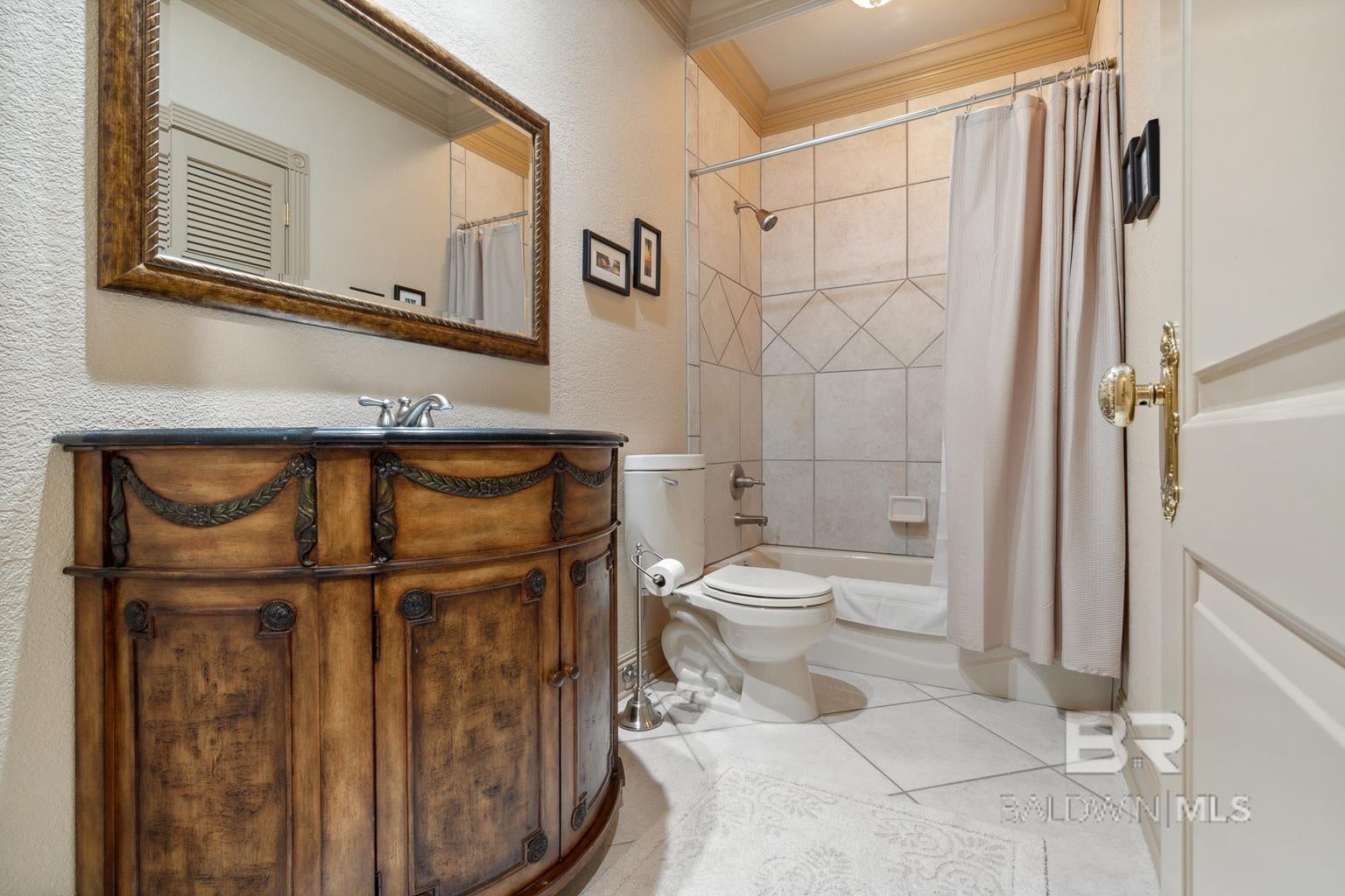 Orange Beach, Alabama, 36561, United States, ,5 BathroomsBathrooms,Residential,Active,1869129