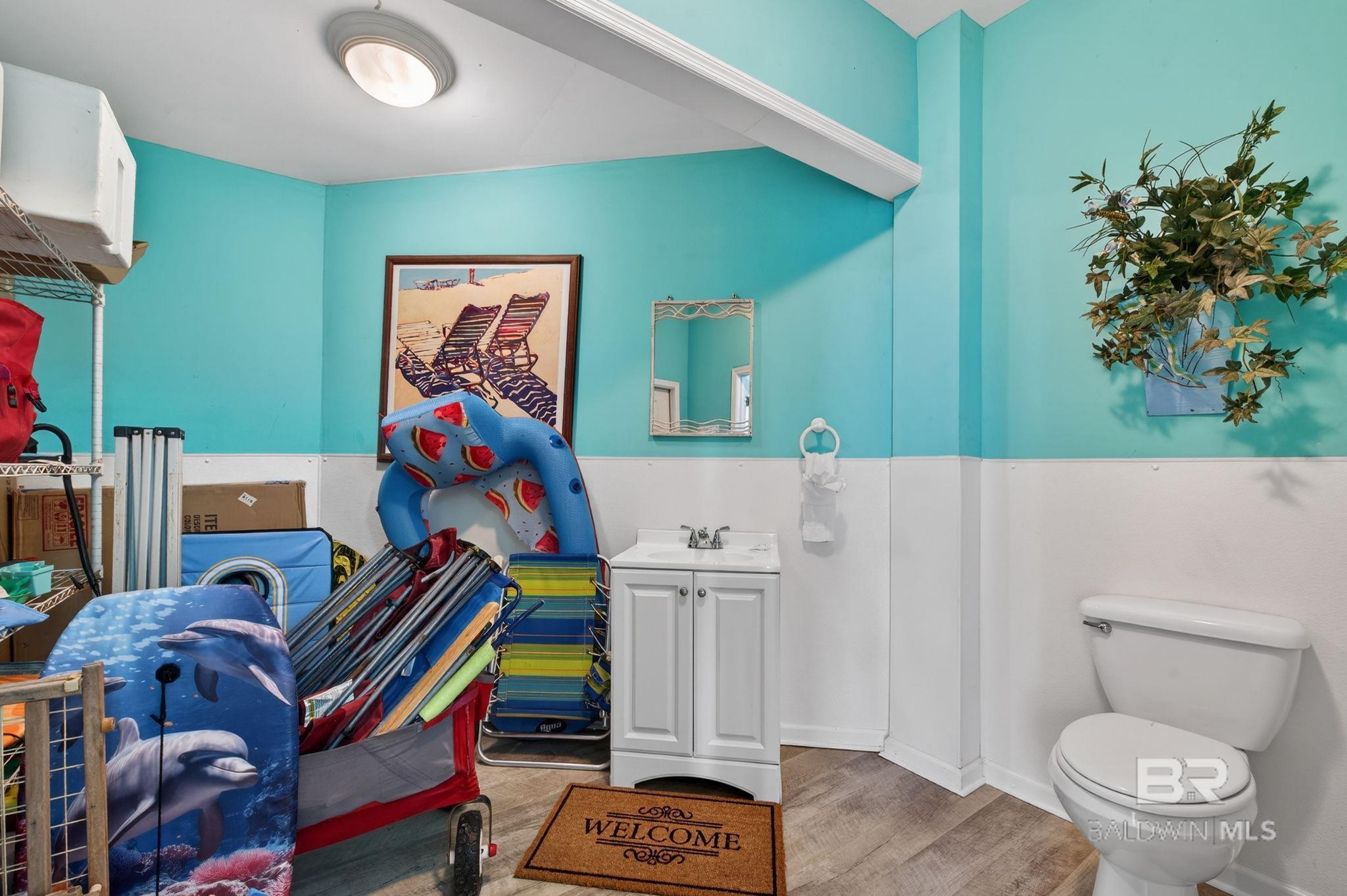 Gulf Shores, Alabama, 36542, United States, 3 Bedrooms Bedrooms, ,4 BathroomsBathrooms,Residential,Active,2006865