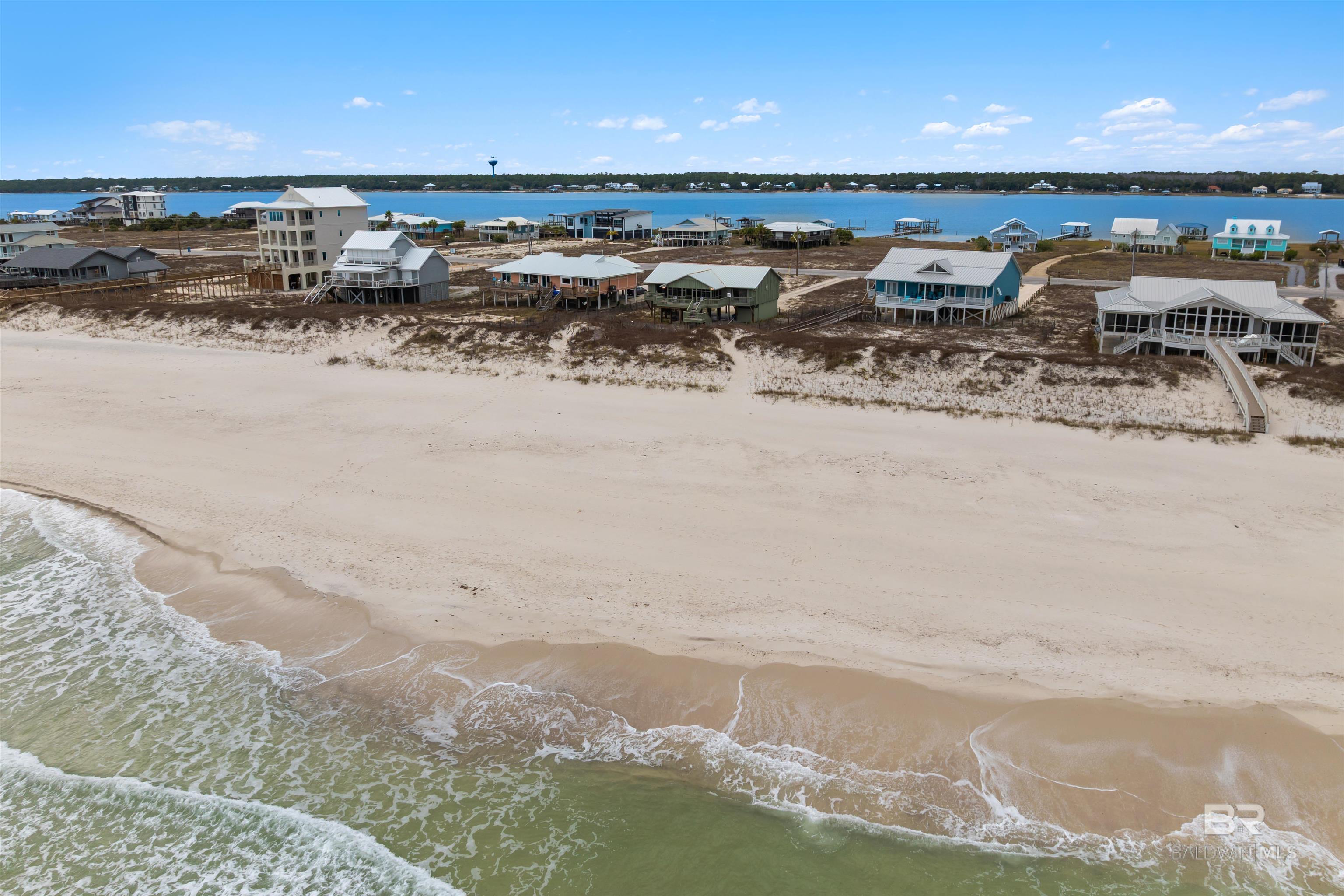 Gulf Shores, Alabama, 36542, United States, 3 Bedrooms Bedrooms, ,2 BathroomsBathrooms,Residential,Active,2011042