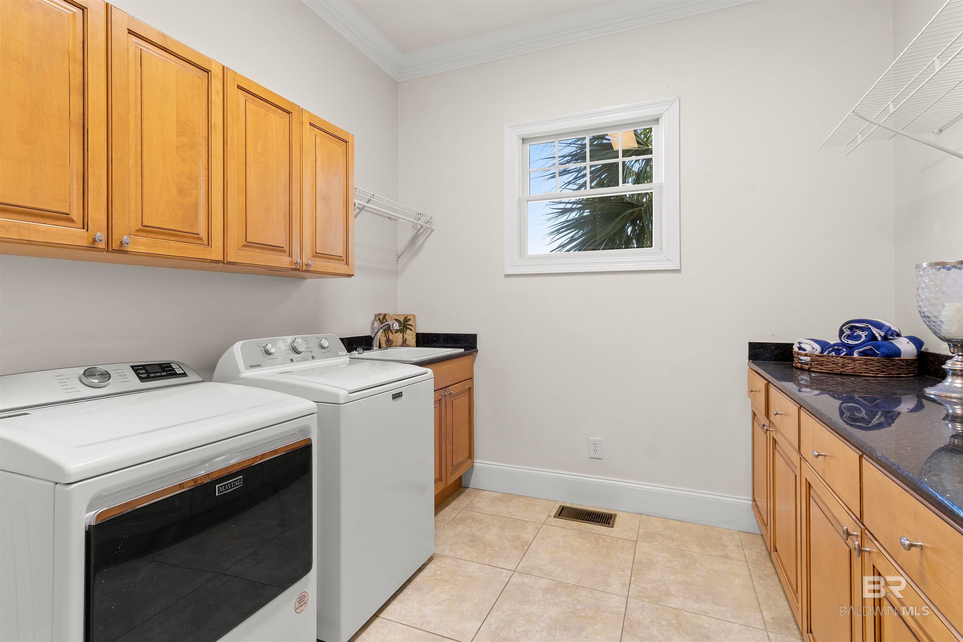 Gulf Shores, Alabama, 36542, United States, 4 Bedrooms Bedrooms, ,5 BathroomsBathrooms,Residential,Active,2012201