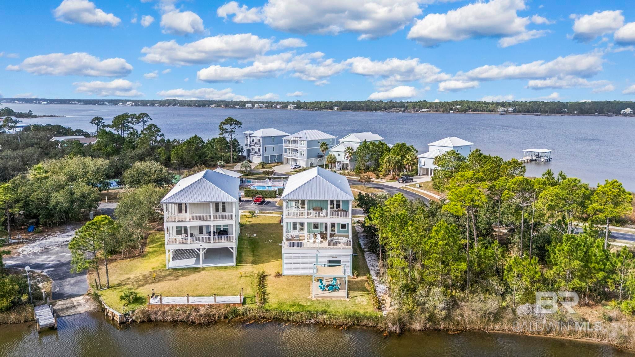 Gulf Shores, Alabama, 36542, United States, 6 Bedrooms Bedrooms, ,4 BathroomsBathrooms,Residential,Active,2009422