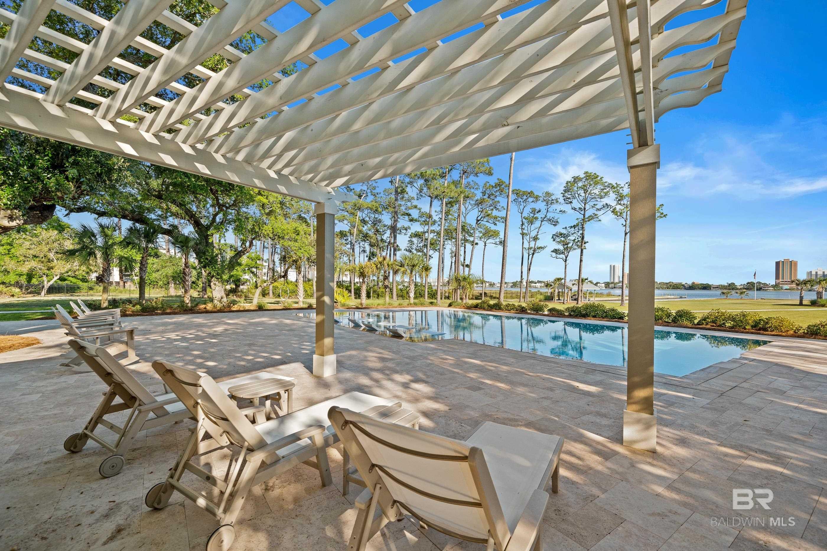 Gulf Shores, Alabama, 36542, United States, 6 Bedrooms Bedrooms, ,4 BathroomsBathrooms,Residential,Active,2044186