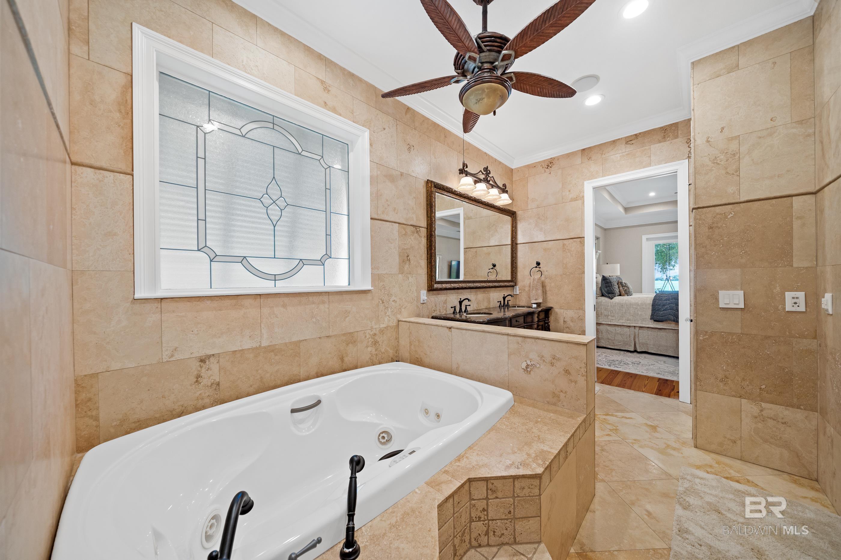 Gulf Shores, Alabama, 36542, United States, 6 Bedrooms Bedrooms, ,4 BathroomsBathrooms,Residential,Active,2044186