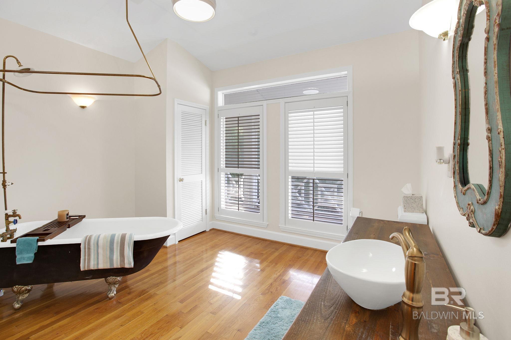 Orange Beach, Alabama, 36561, United States, 3 Bedrooms Bedrooms, ,4 BathroomsBathrooms,Residential,Active,1889028