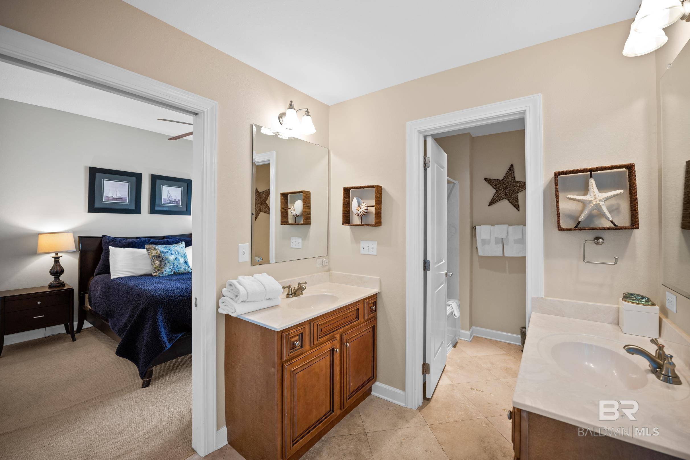 Gulf Shores, Alabama, 36542, United States, ,4 BathroomsBathrooms,Residential,Active,1824911