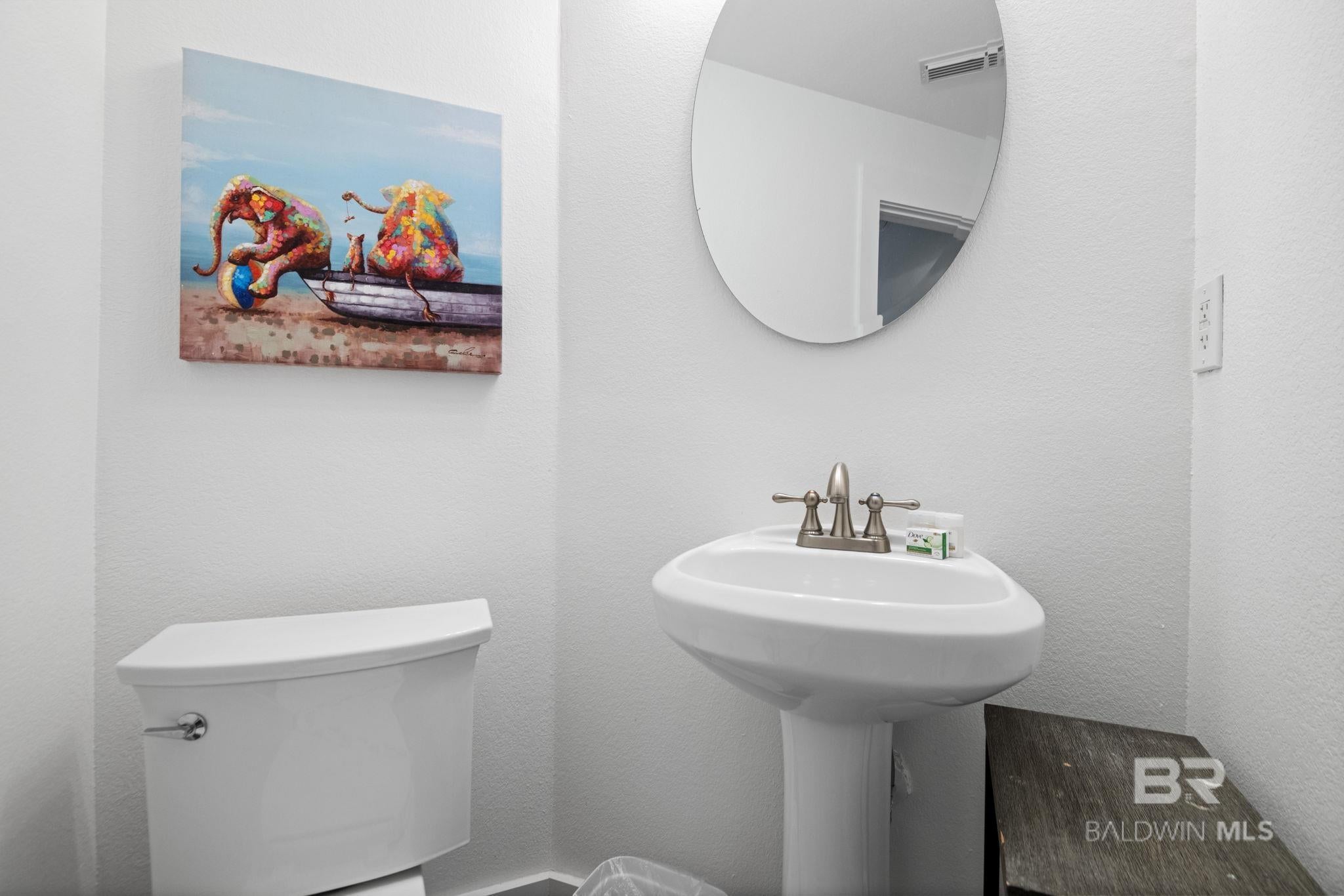 Gulf Shores, Alabama, 36542, United States, 5 Bedrooms Bedrooms, ,5 BathroomsBathrooms,Residential,Active,1972153