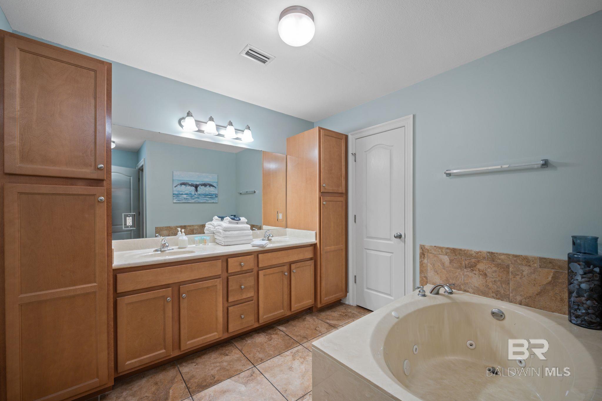 Orange Beach, Alabama, 36561, United States, 3 Bedrooms Bedrooms, ,4 BathroomsBathrooms,Residential,Active,2006983