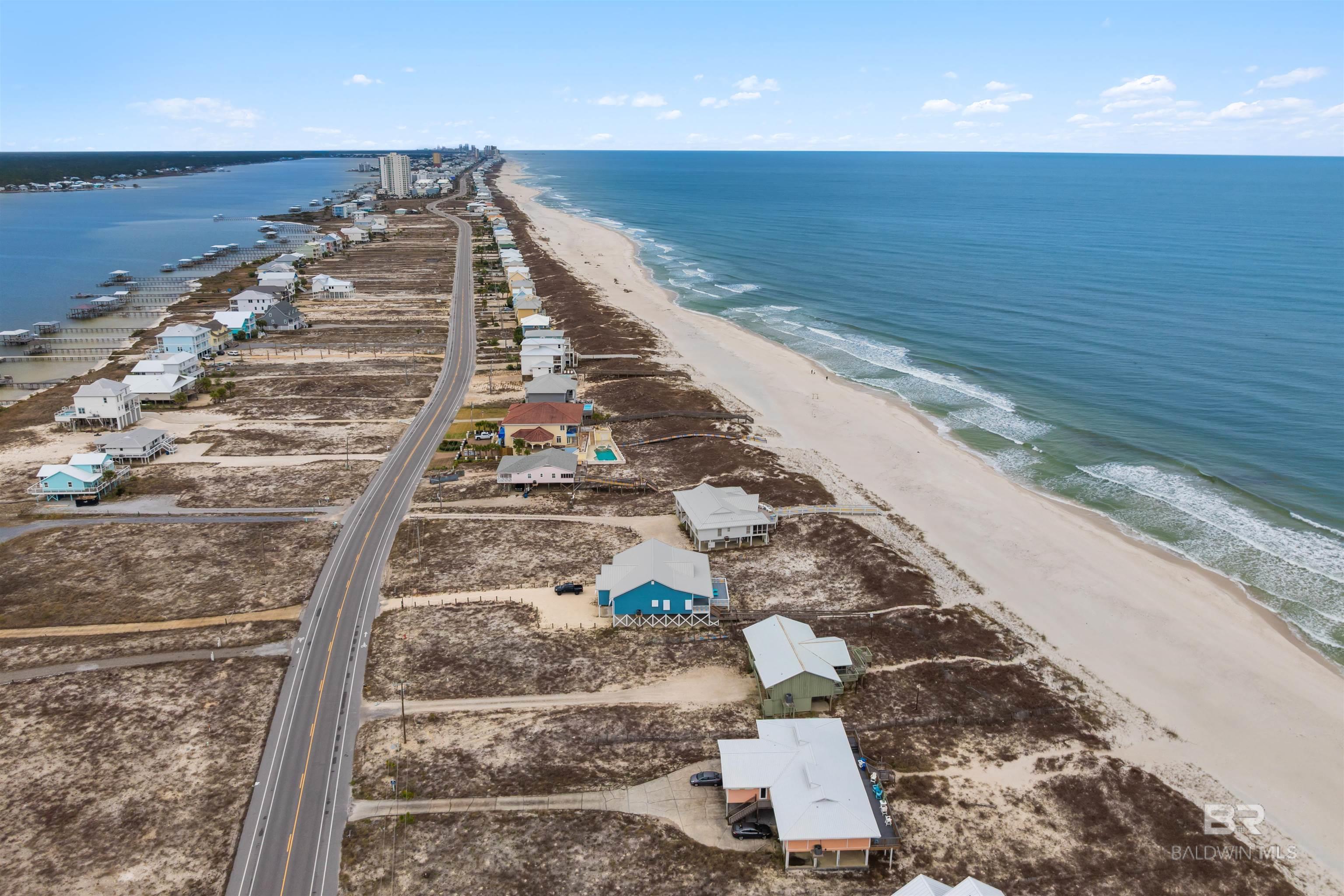 Gulf Shores, Alabama, 36542, United States, 3 Bedrooms Bedrooms, ,2 BathroomsBathrooms,Residential,Active,2011042