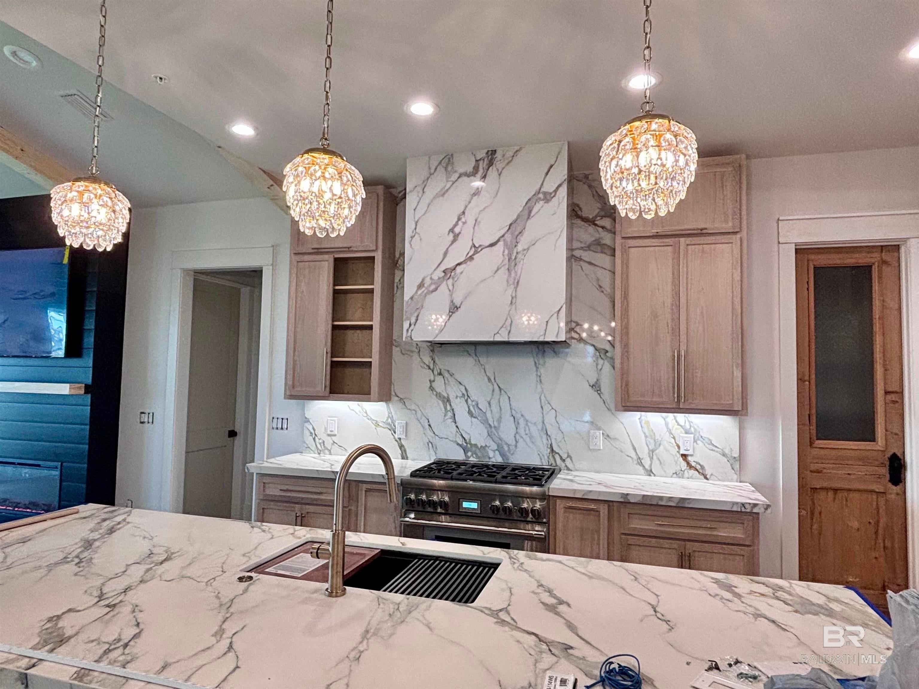 Orange Beach, Alabama, 36561, United States, 5 Bedrooms Bedrooms, ,6 BathroomsBathrooms,Residential,Active,1961908