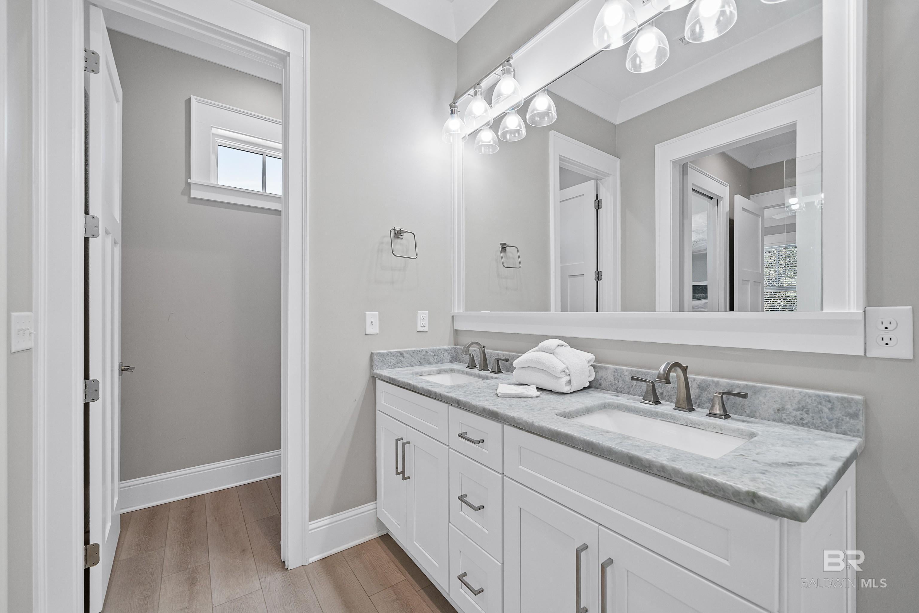 Orange Beach, Alabama, 36561, United States, 4 Bedrooms Bedrooms, ,4 BathroomsBathrooms,Residential,Active,1992321