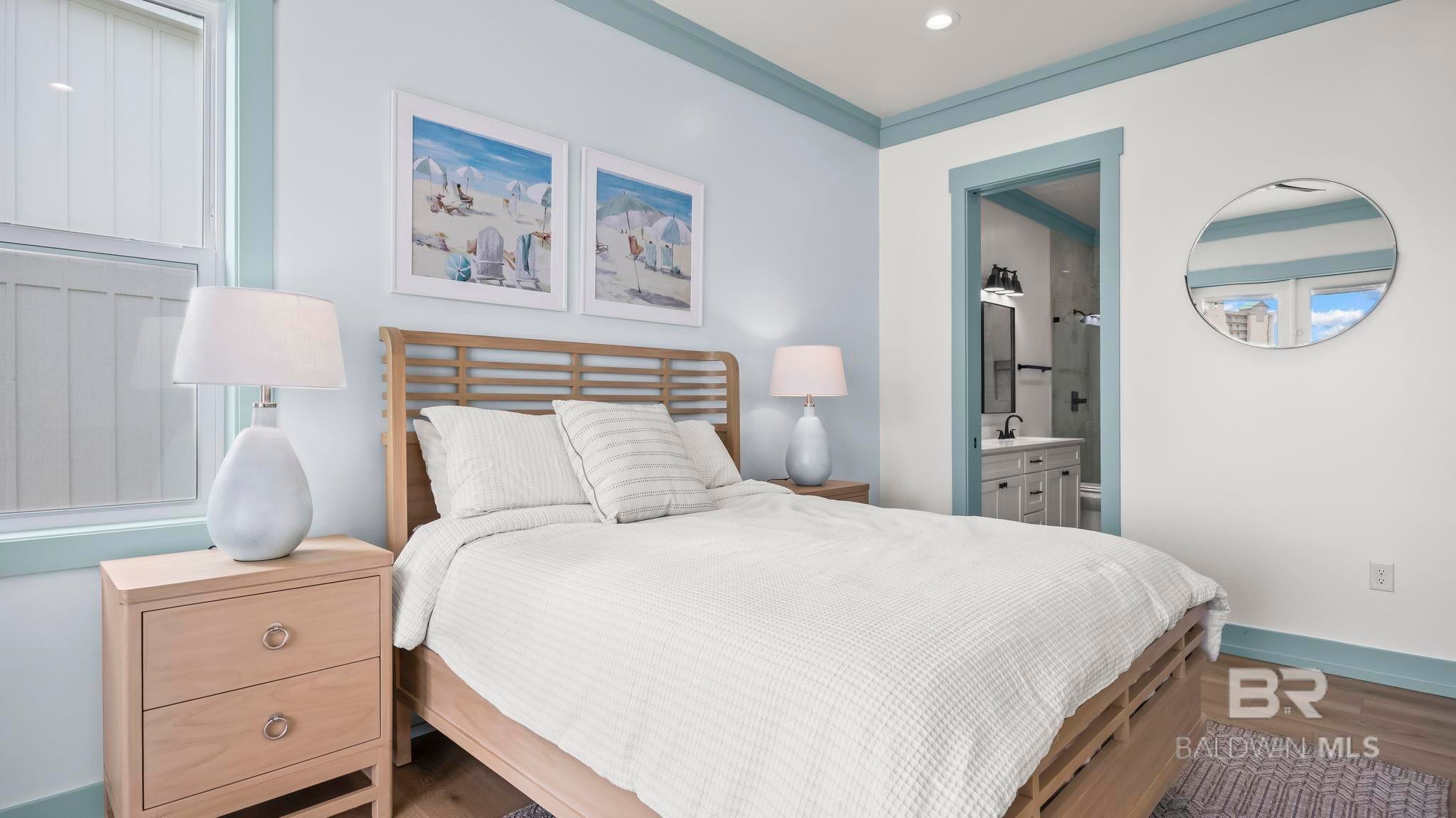 Gulf Shores, Alabama, 36542, United States, 6 Bedrooms Bedrooms, ,4 BathroomsBathrooms,Residential,Active,2009422