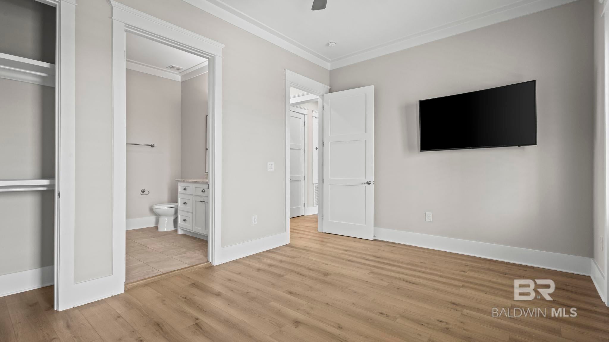 Orange Beach, Alabama, 36561, United States, 5 Bedrooms Bedrooms, ,5 BathroomsBathrooms,Residential,Active,1889336