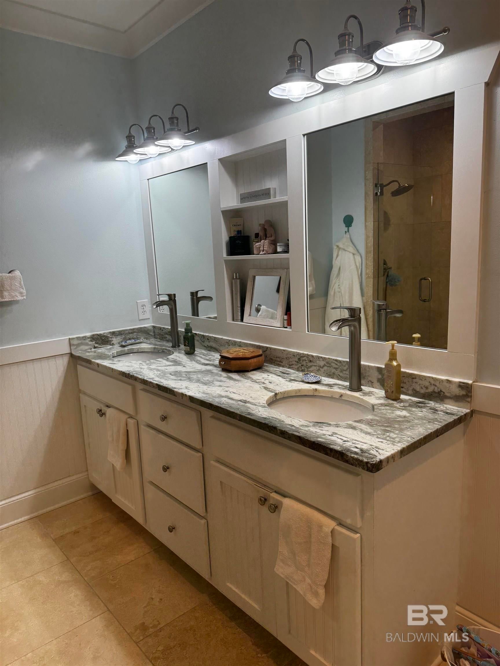 Orange Beach, Alabama, 36561, United States, 4 Bedrooms Bedrooms, ,6 BathroomsBathrooms,Residential,Active,1973352