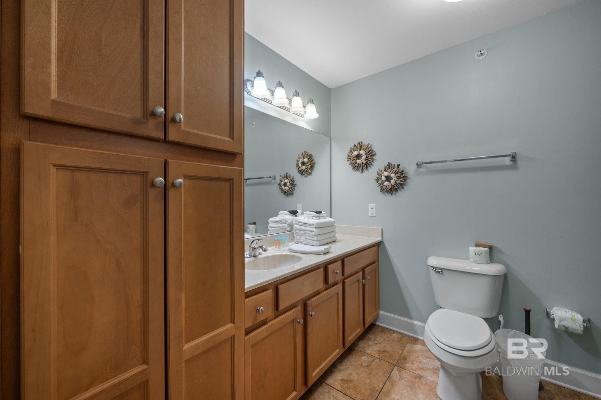 Orange Beach, Alabama, 36561, United States, 3 Bedrooms Bedrooms, ,4 BathroomsBathrooms,Residential,Active,2006983