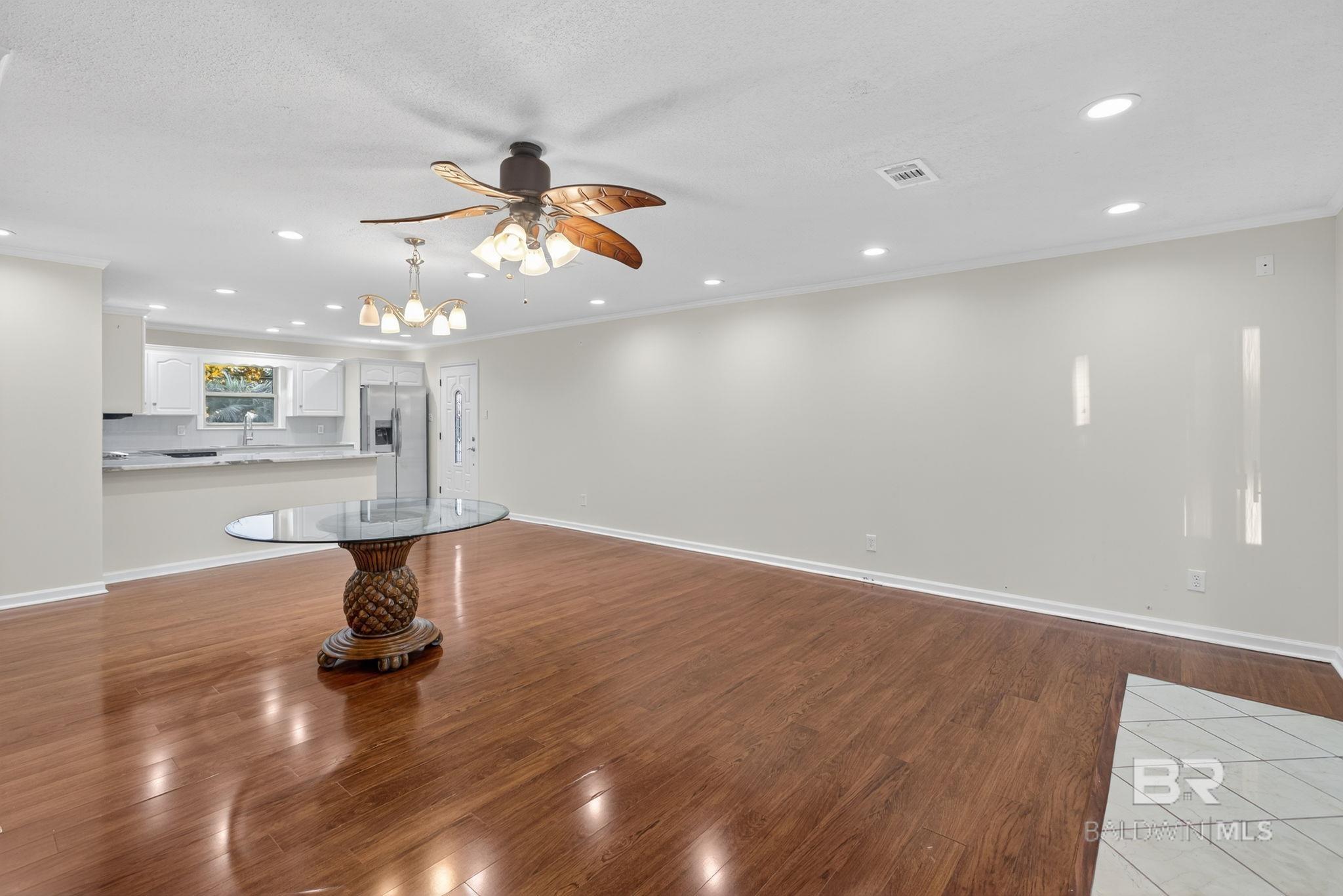 Orange Beach, Alabama, 36561, United States, 3 Bedrooms Bedrooms, ,2 BathroomsBathrooms,Residential,Active,1899240