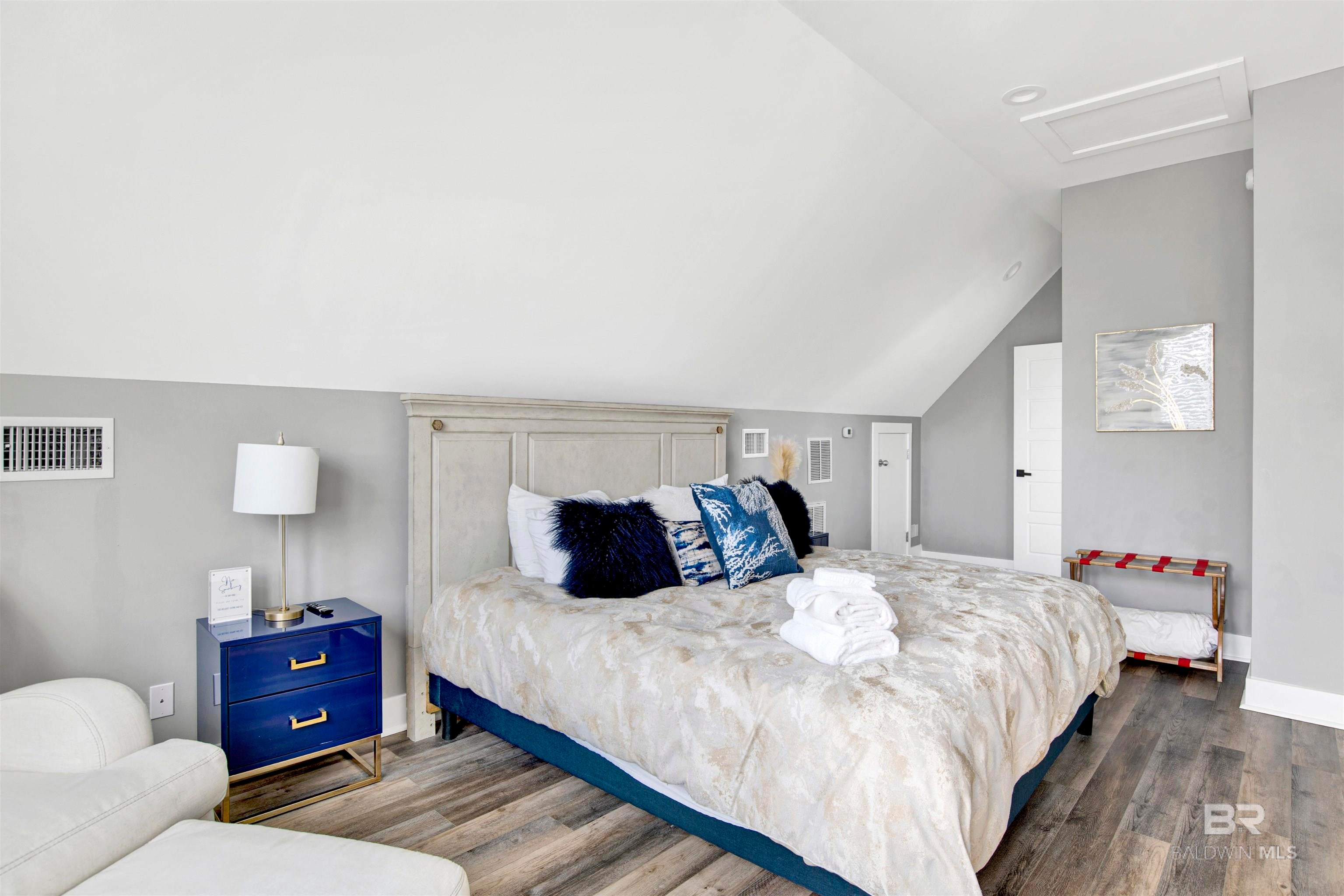 Gulf Shores, Alabama, 36542, United States, 5 Bedrooms Bedrooms, ,5 BathroomsBathrooms,Residential,Active,1973267