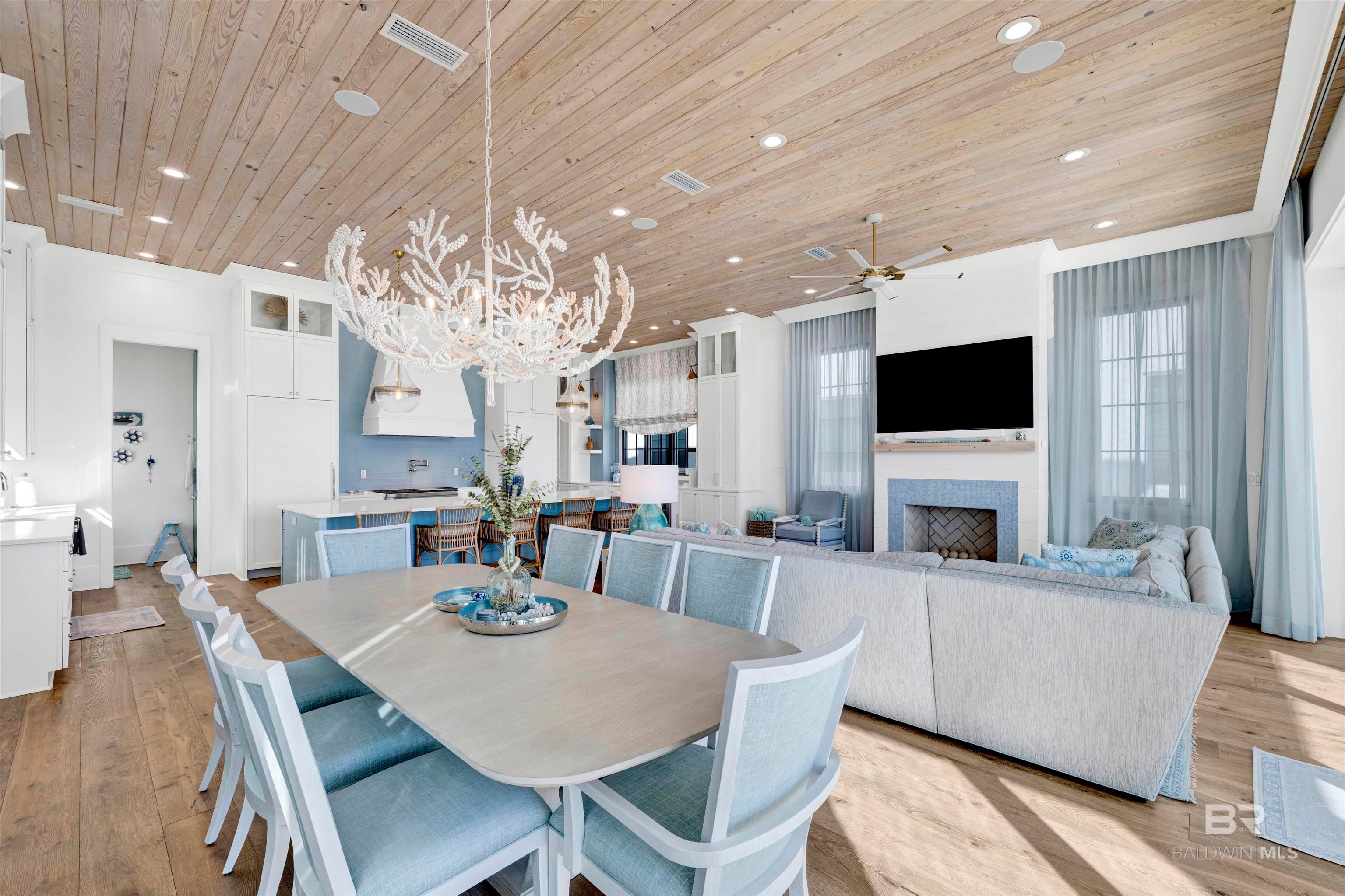 Pensacola, Florida, 32507, United States, 5 Bedrooms Bedrooms, ,6 BathroomsBathrooms,Residential,Active,2015821