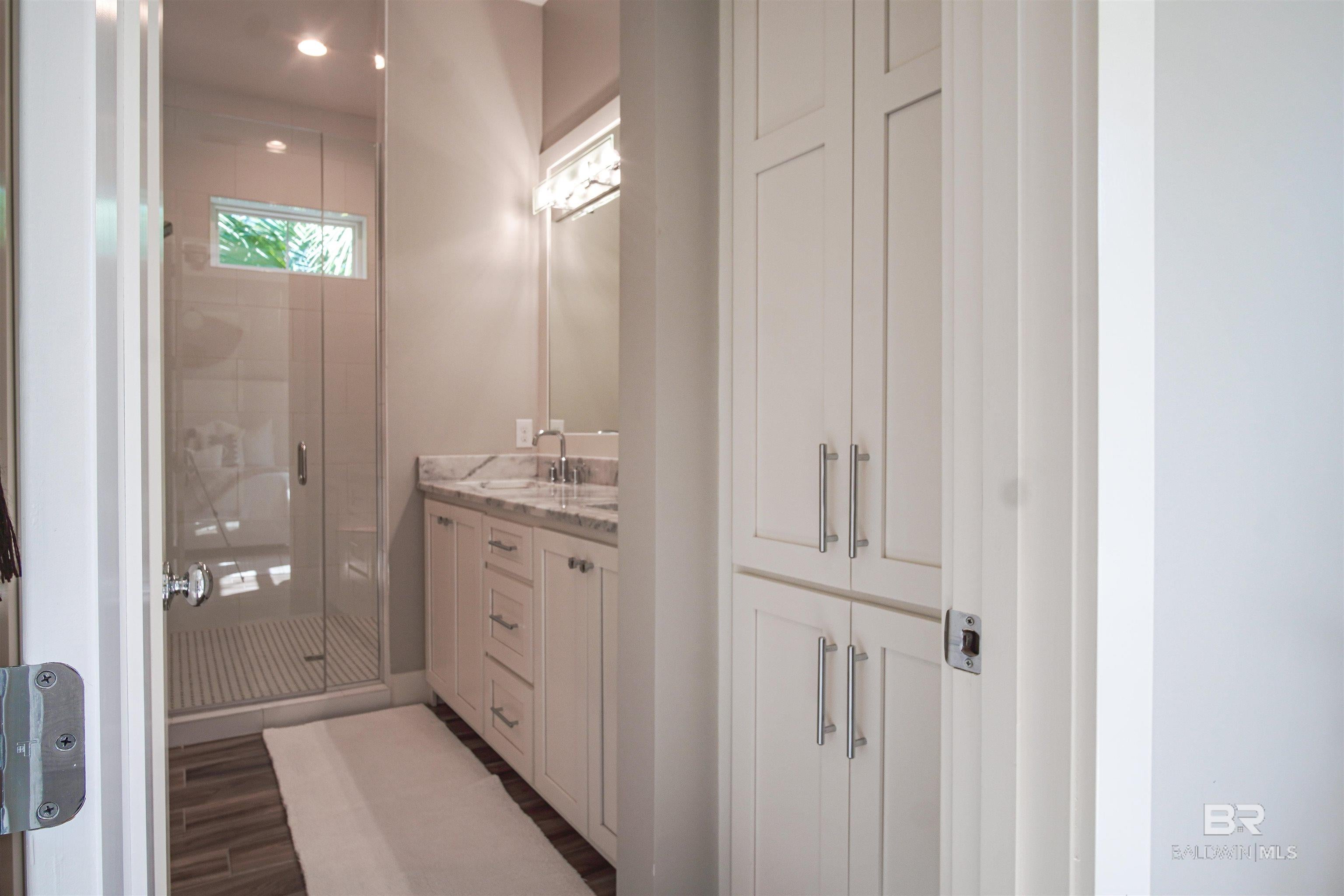 Orange Beach, Alabama, 36561, United States, 4 Bedrooms Bedrooms, ,6 BathroomsBathrooms,Residential,Active,1968116