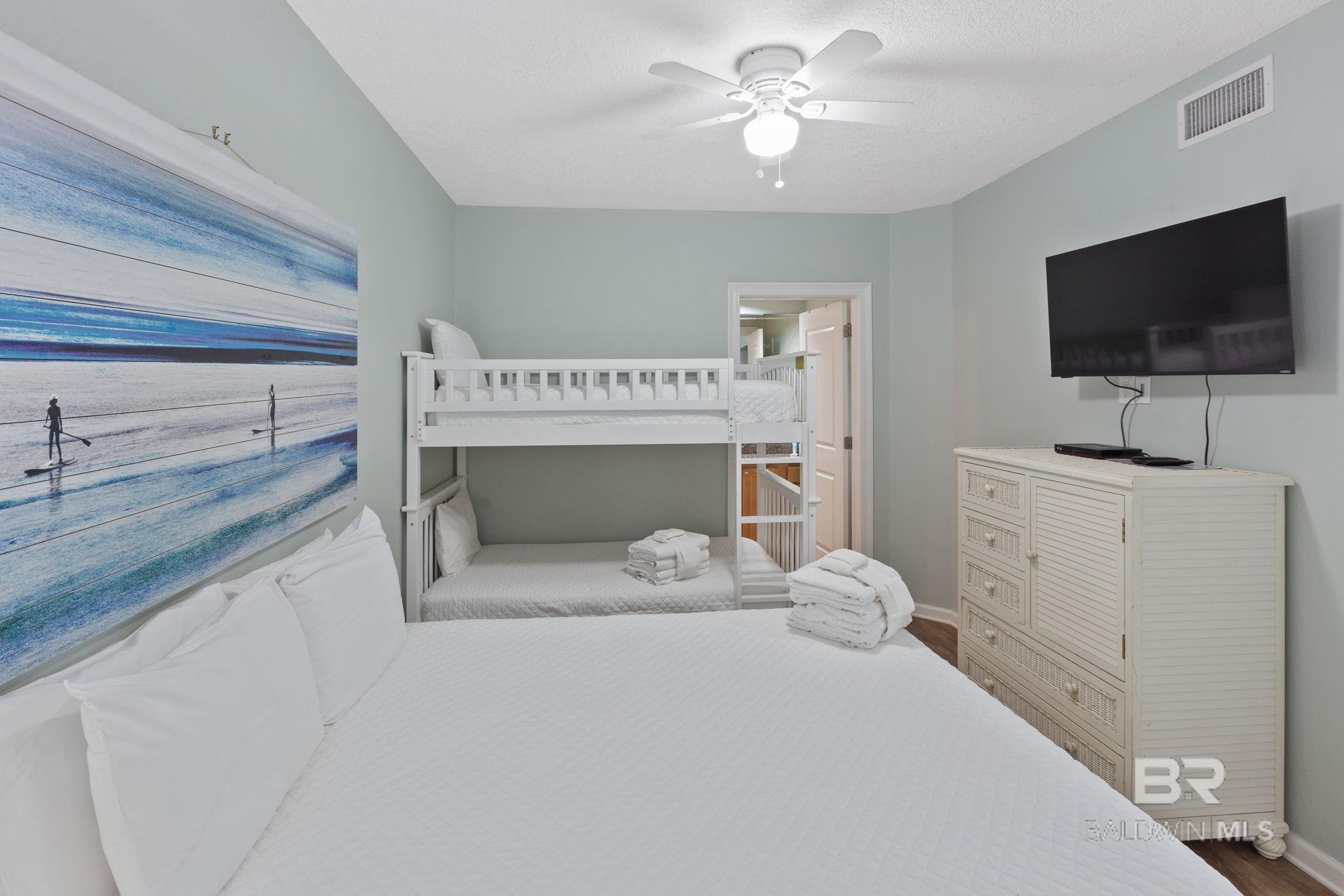 Gulf Shores, Alabama, 36542, United States, 4 Bedrooms Bedrooms, ,4 BathroomsBathrooms,Residential,Active,1946311