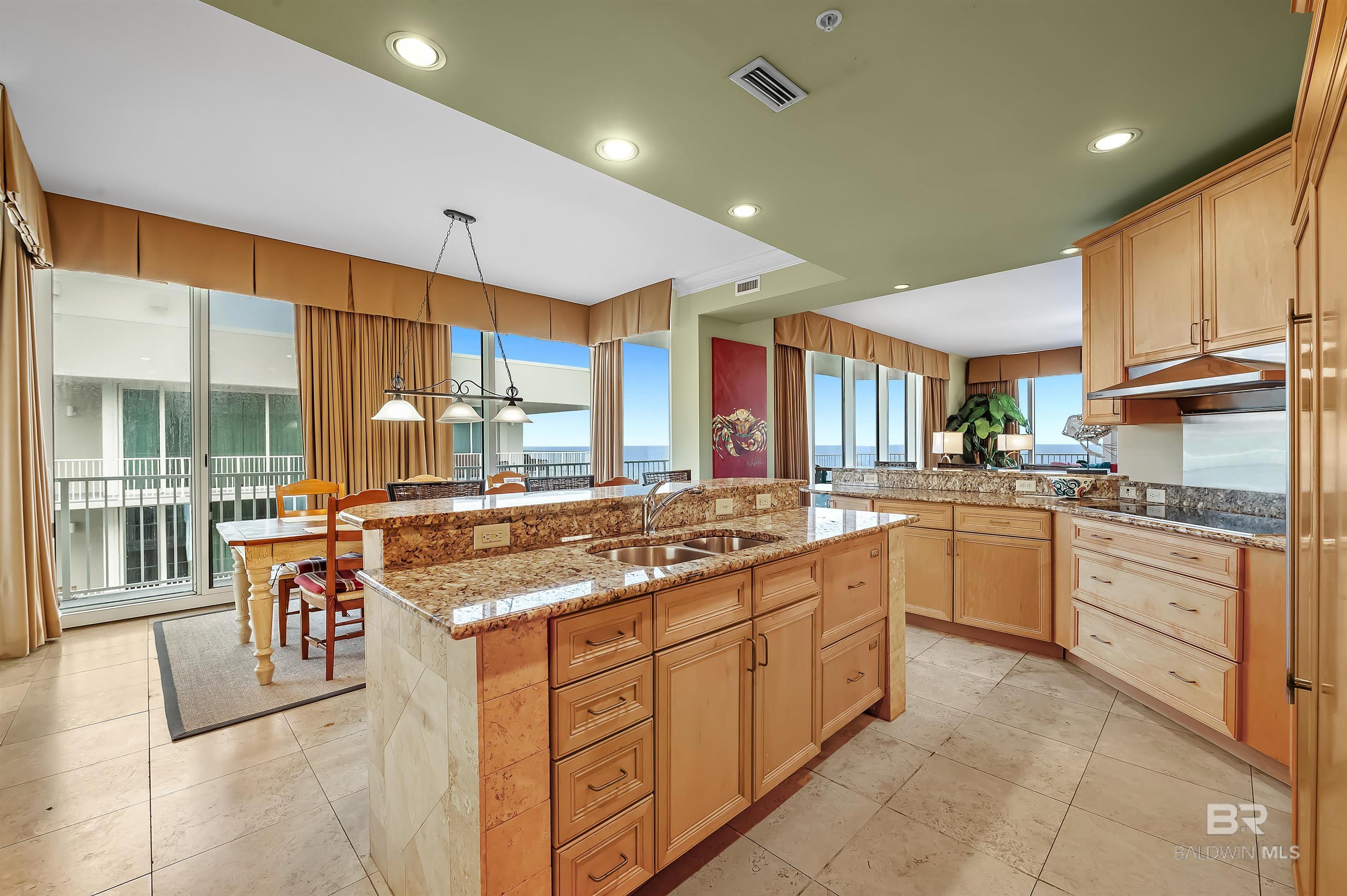 Pensacola, Florida, 32507, United States, ,5 BathroomsBathrooms,Residential,Active,1702390