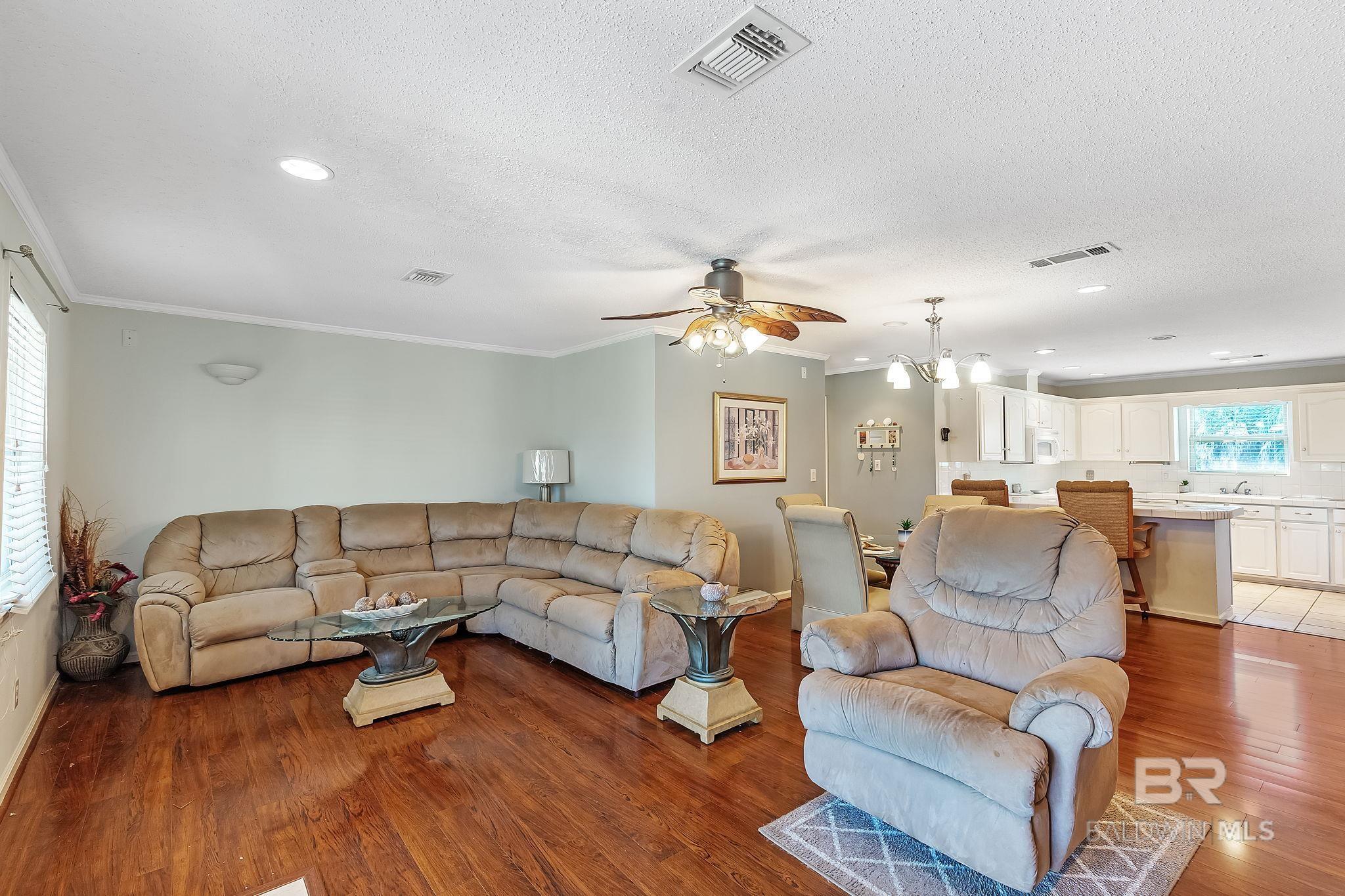 Orange Beach, Alabama, 36561, United States, 3 Bedrooms Bedrooms, ,2 BathroomsBathrooms,Residential,Active,1899240