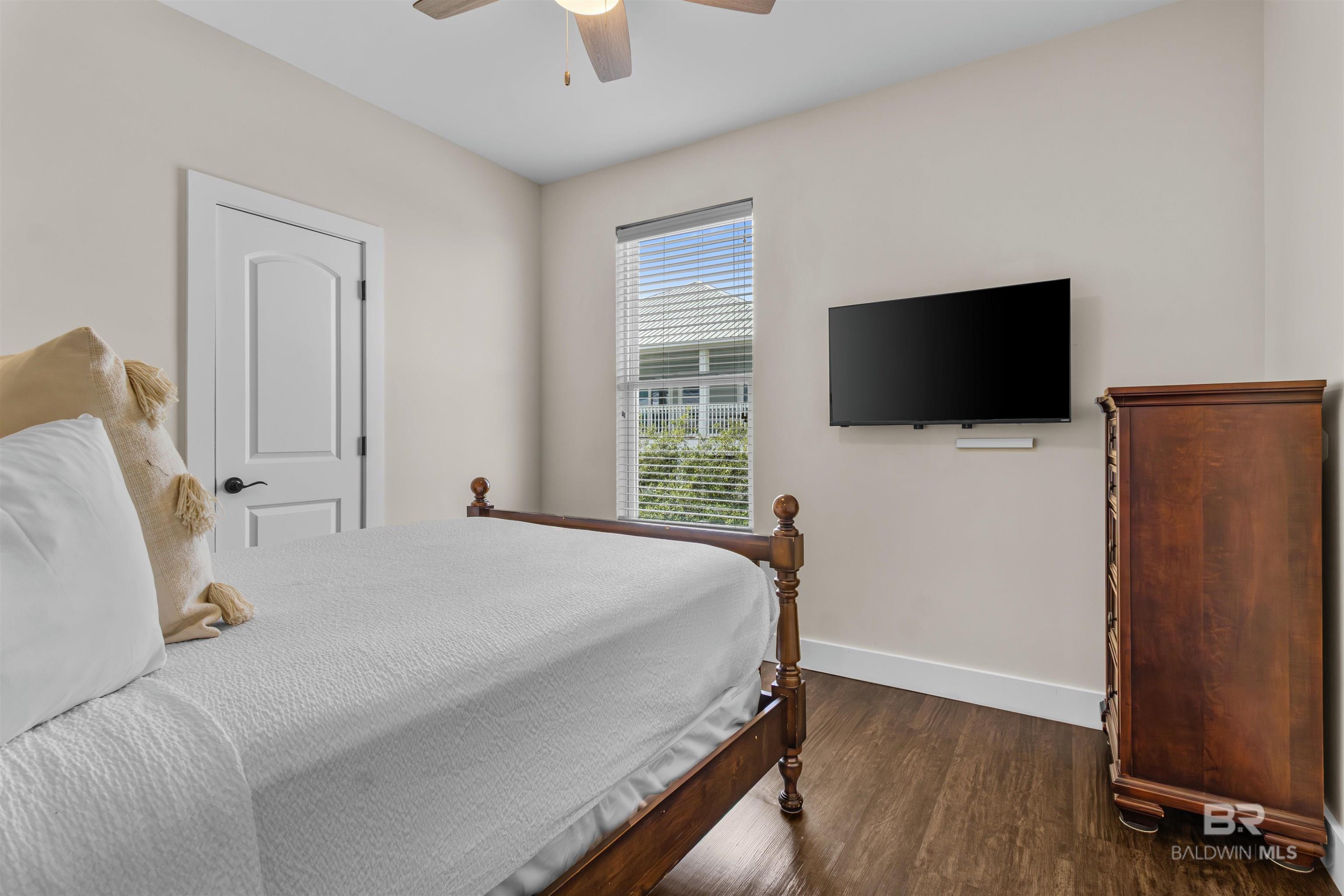 Gulf Shores, Alabama, 36542, United States, 6 Bedrooms Bedrooms, ,4 BathroomsBathrooms,Residential,Active,2044165
