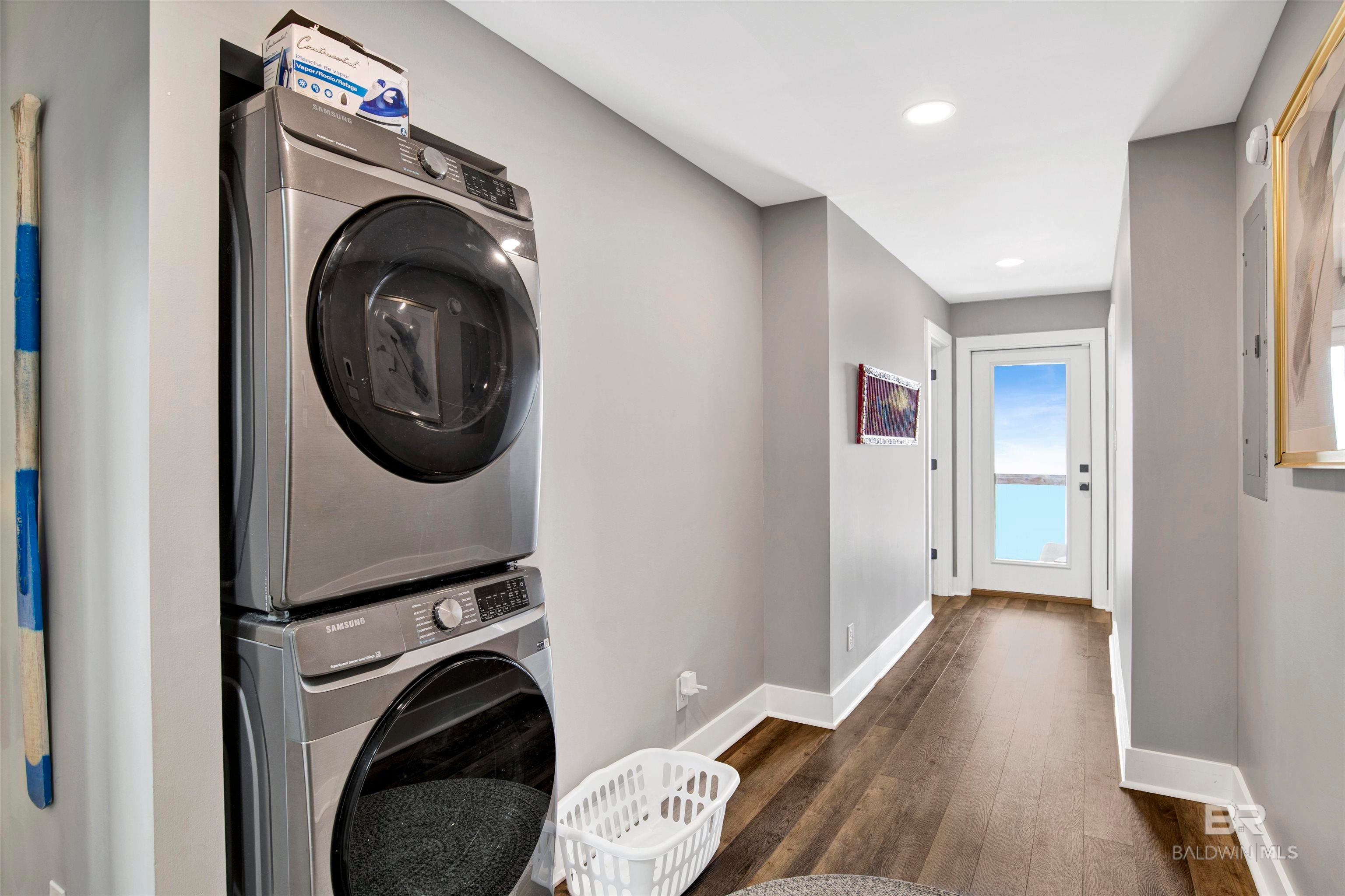 Gulf Shores, Alabama, 36542, United States, 5 Bedrooms Bedrooms, ,5 BathroomsBathrooms,Residential,Active,1973267