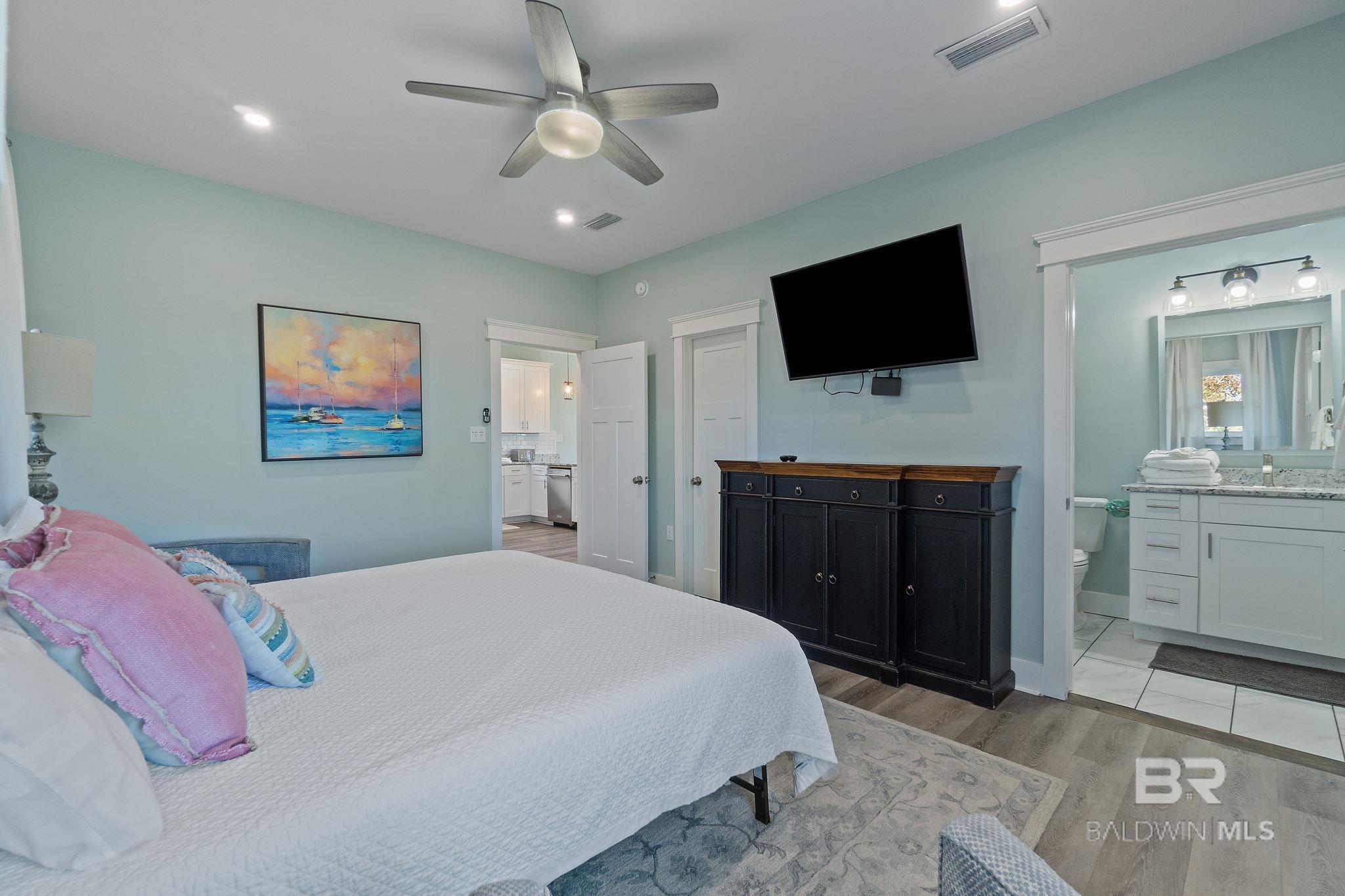 Gulf Shores, Alabama, 36542, United States, 4 Bedrooms Bedrooms, ,4 BathroomsBathrooms,Residential,Active,1988437