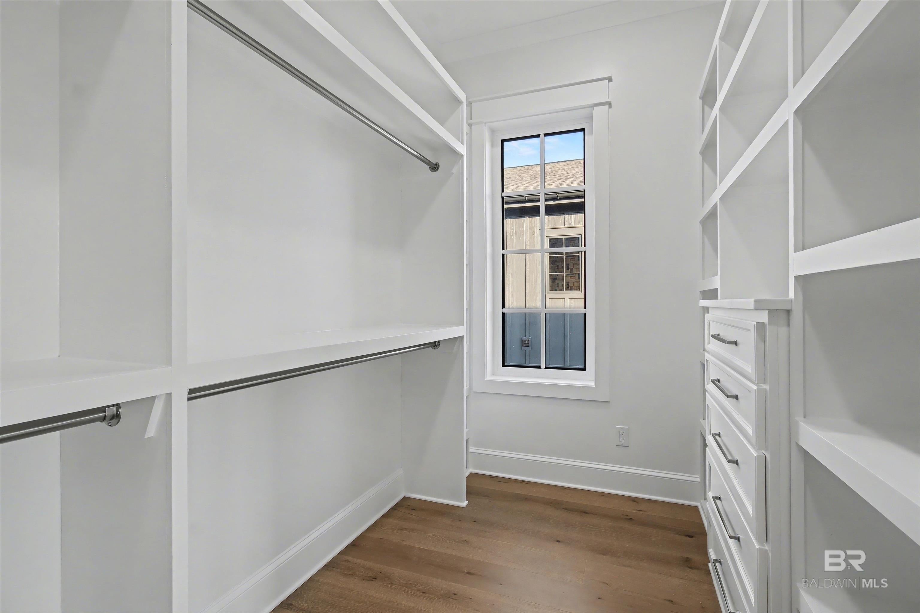 Gulf Shores, Alabama, 36542, United States, 3 Bedrooms Bedrooms, ,4 BathroomsBathrooms,Residential,Active,1992558