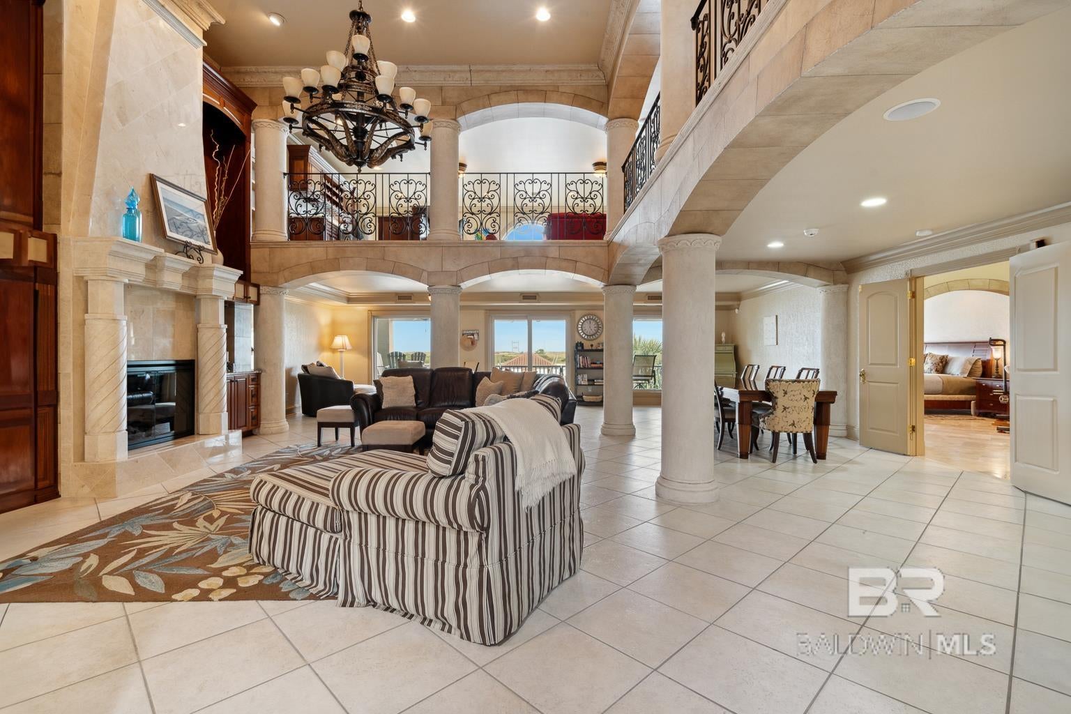 Orange Beach, Alabama, 36561, United States, ,5 BathroomsBathrooms,Residential,Active,1869129