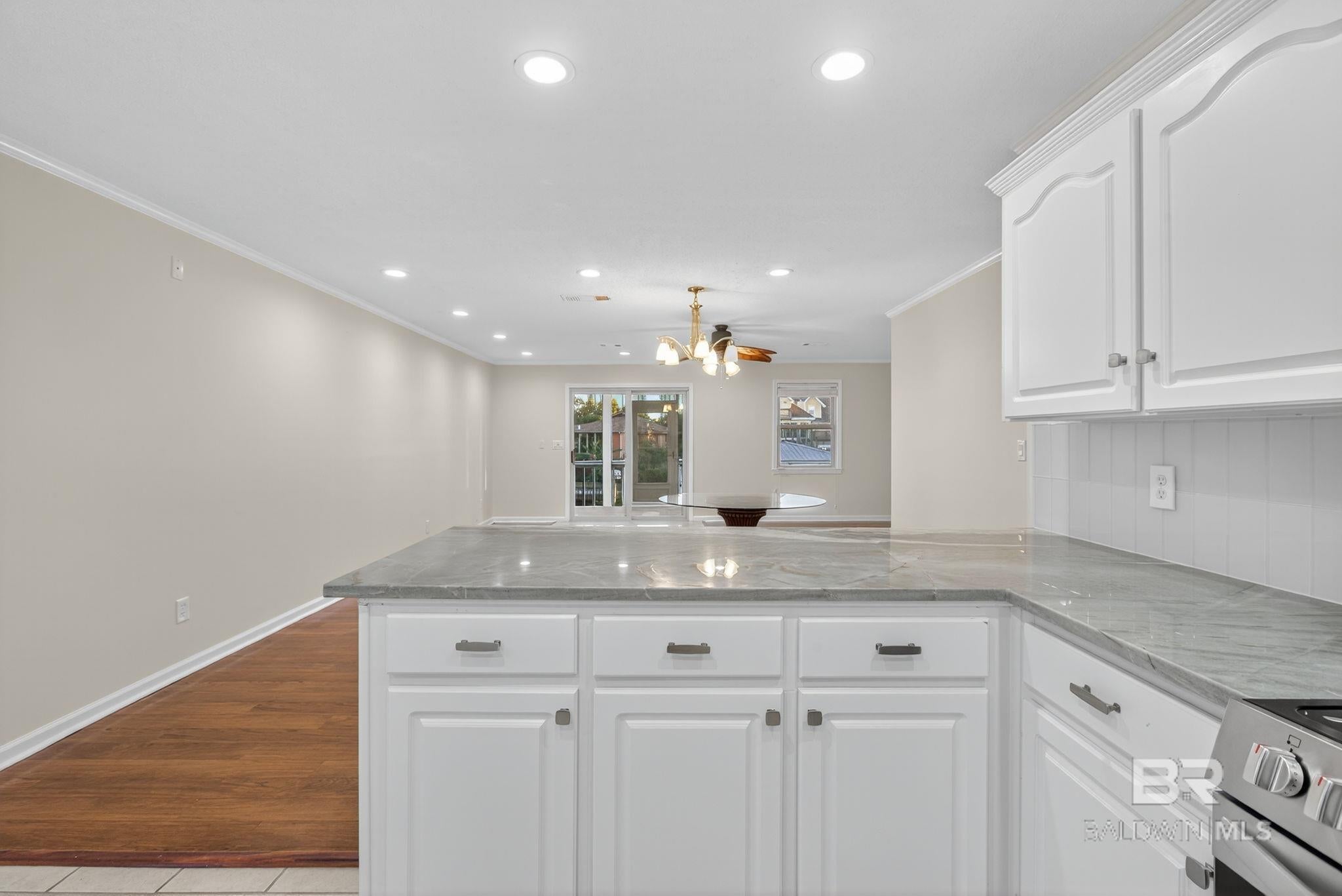 Orange Beach, Alabama, 36561, United States, 3 Bedrooms Bedrooms, ,2 BathroomsBathrooms,Residential,Active,1899240